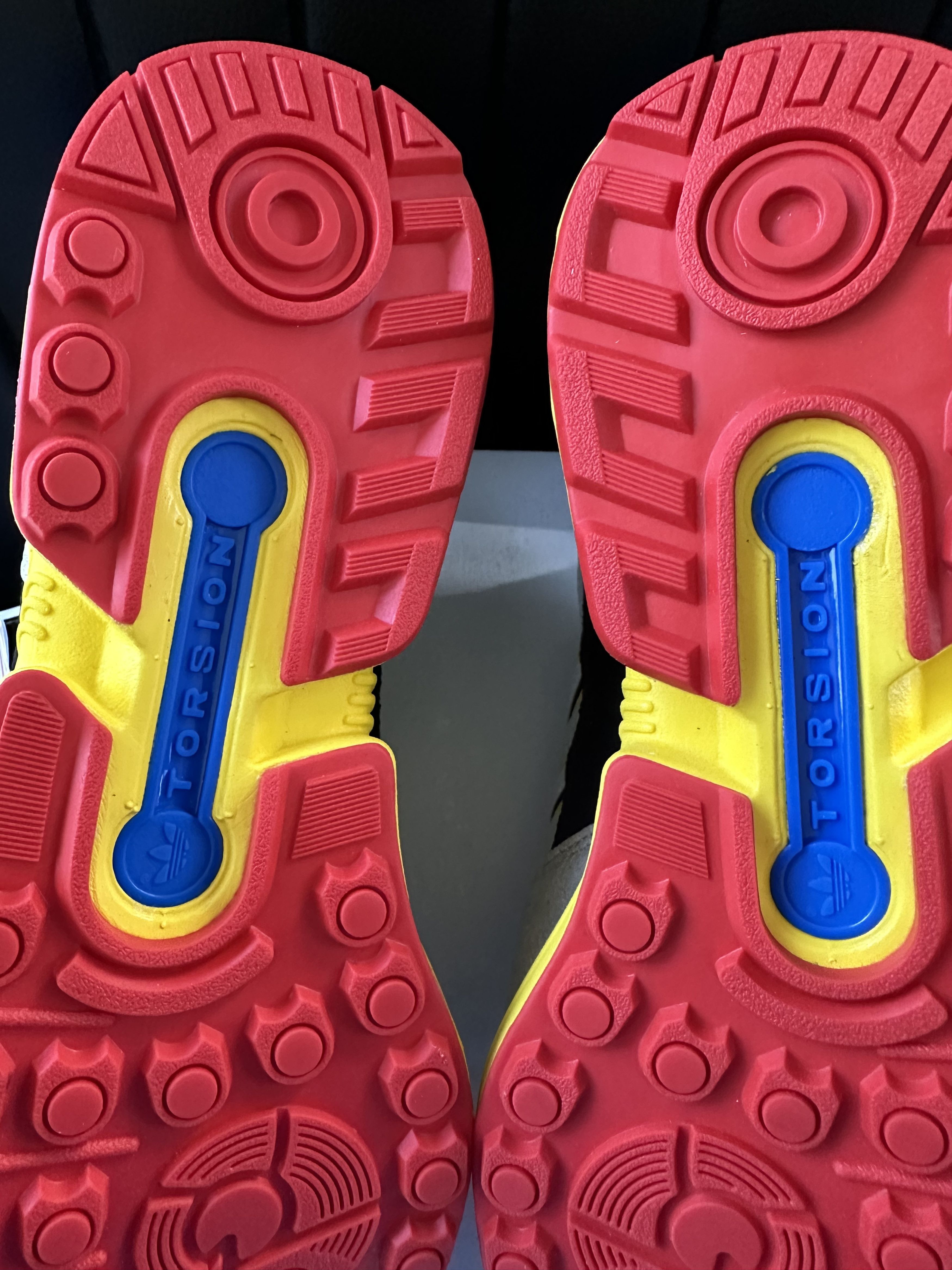 Adidas × LEGO ADIDAS ZX 8000 LEGO Size US 9 / EU 42 - 12 Thumbnail