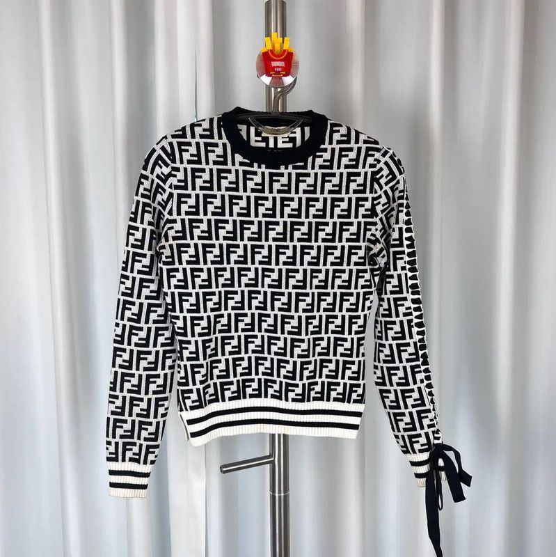 Fendi Fendi Multi-Color Cotton Knit Sweater 0089 Size M / US 6-8 / IT 42-44 - 1 Thumbnail