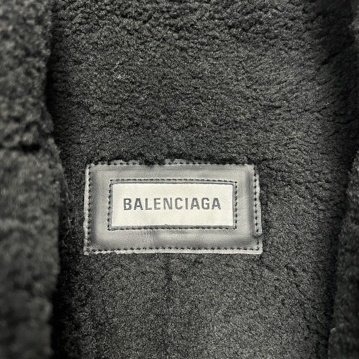 Balenciaga New Balenciaga, The Bombardier Shearling Jacket Size US M / EU 48-50 / 2 - 3 Thumbnail