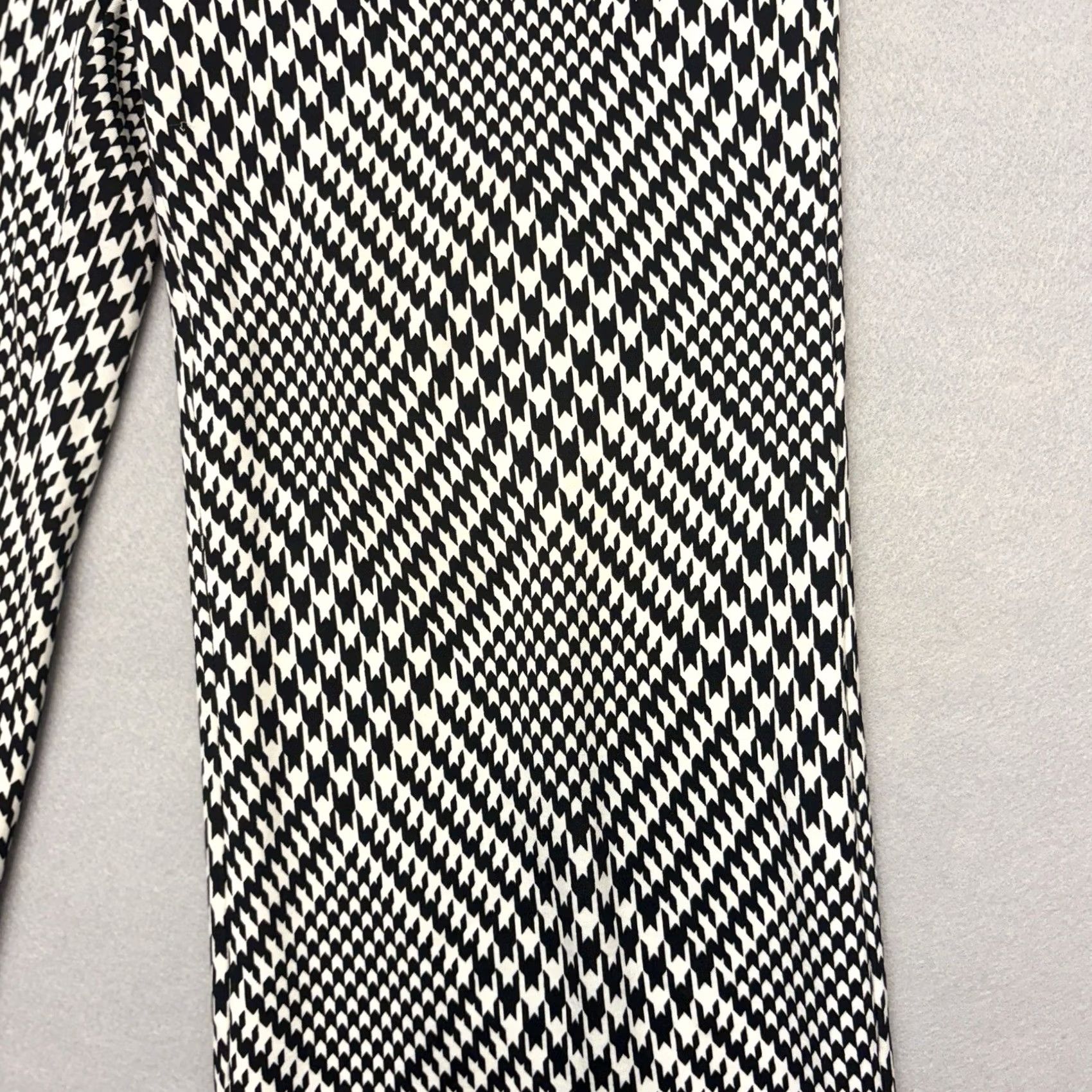 Vintage Chico's Ponte Knit Pants Black White Houndstooth Wide Leg Pants Size 6 Regular Inseam 30” Womens Dress Pants VINTAGE? No Size 28" / US 6 / IT 42 - 3 Thumbnail
