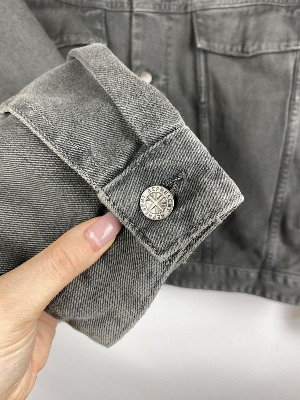Represent Clo. Represent Clo. Spread collar men’s smoke denim jacket size L Size US L / EU 52-54 / 3 - 13 Thumbnail