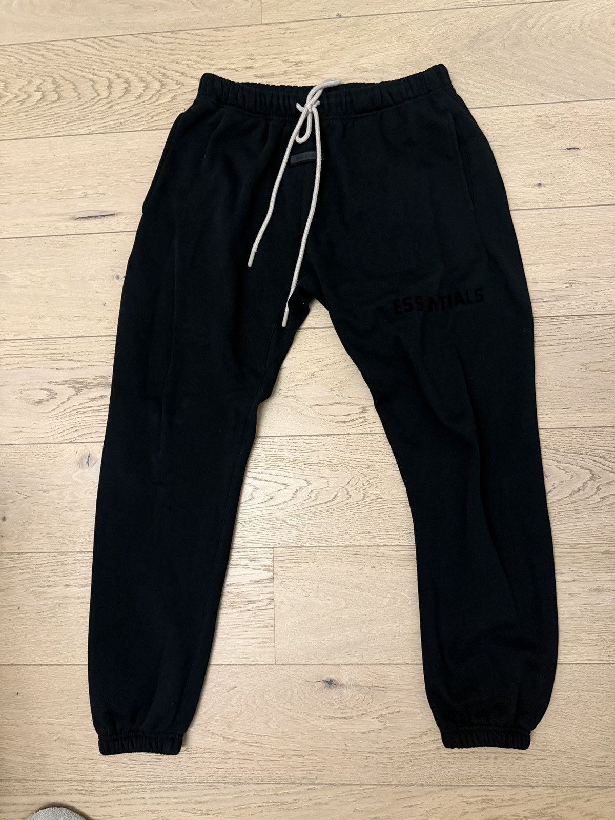 Fear of God Fear of God Essentials Black Sweatpants Size US 34 / EU 50 - 1 Thumbnail