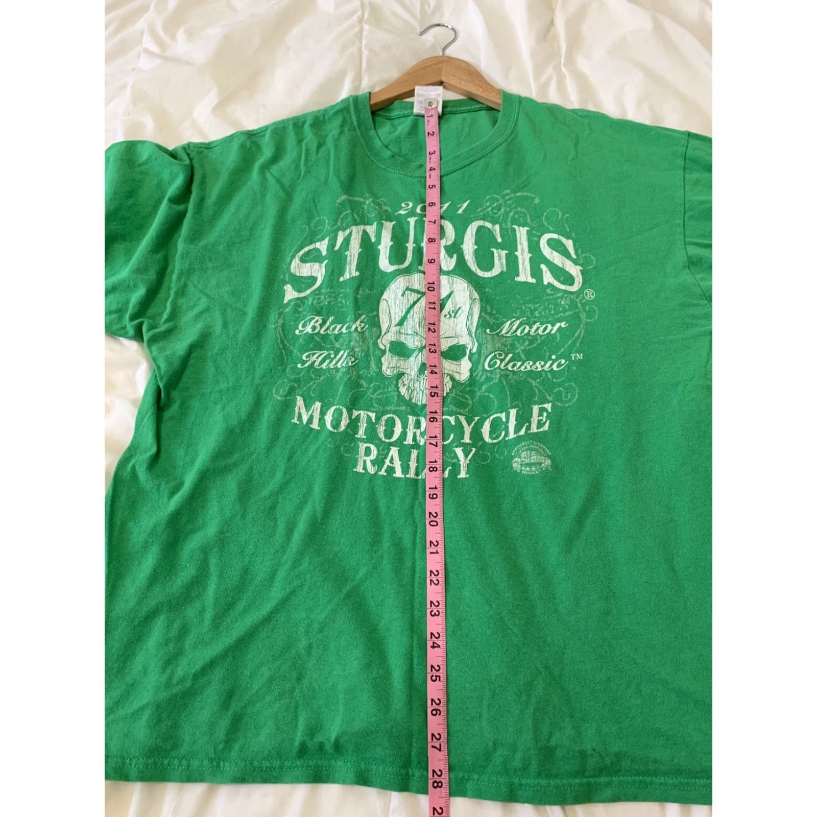 Gildan Sturgis Black Hills Motorcycle Rally T Shirt Men XL Green Gildan Graphic Tee Crew Neck Short Sleeve 100% Cotton Vintage? (Not Vintage) Size US XL / EU 56 / 4 - 5 Thumbnail