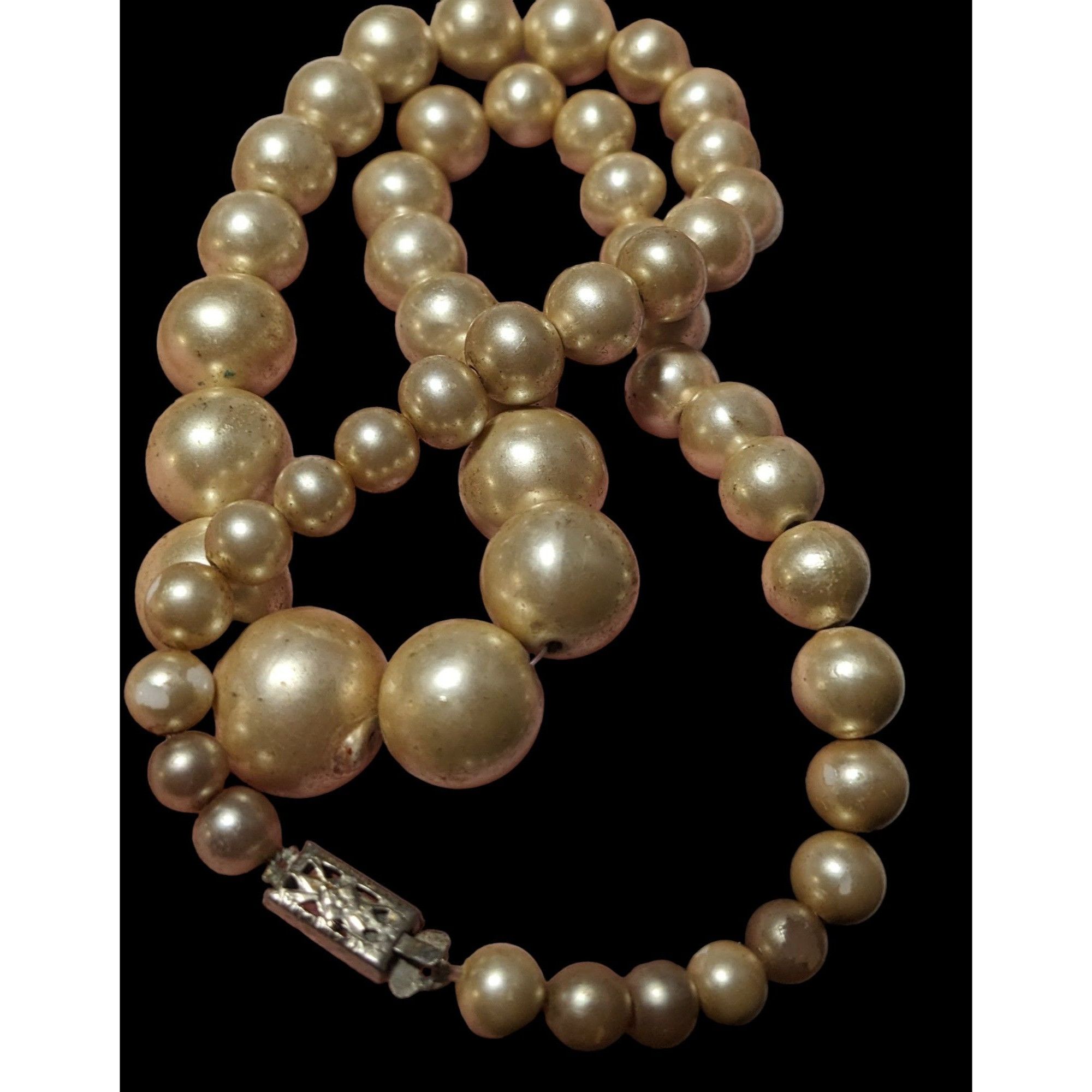 Other Vintage Gold Faux Pearl Costume Necklace Size ONE SIZE - 4 Thumbnail
