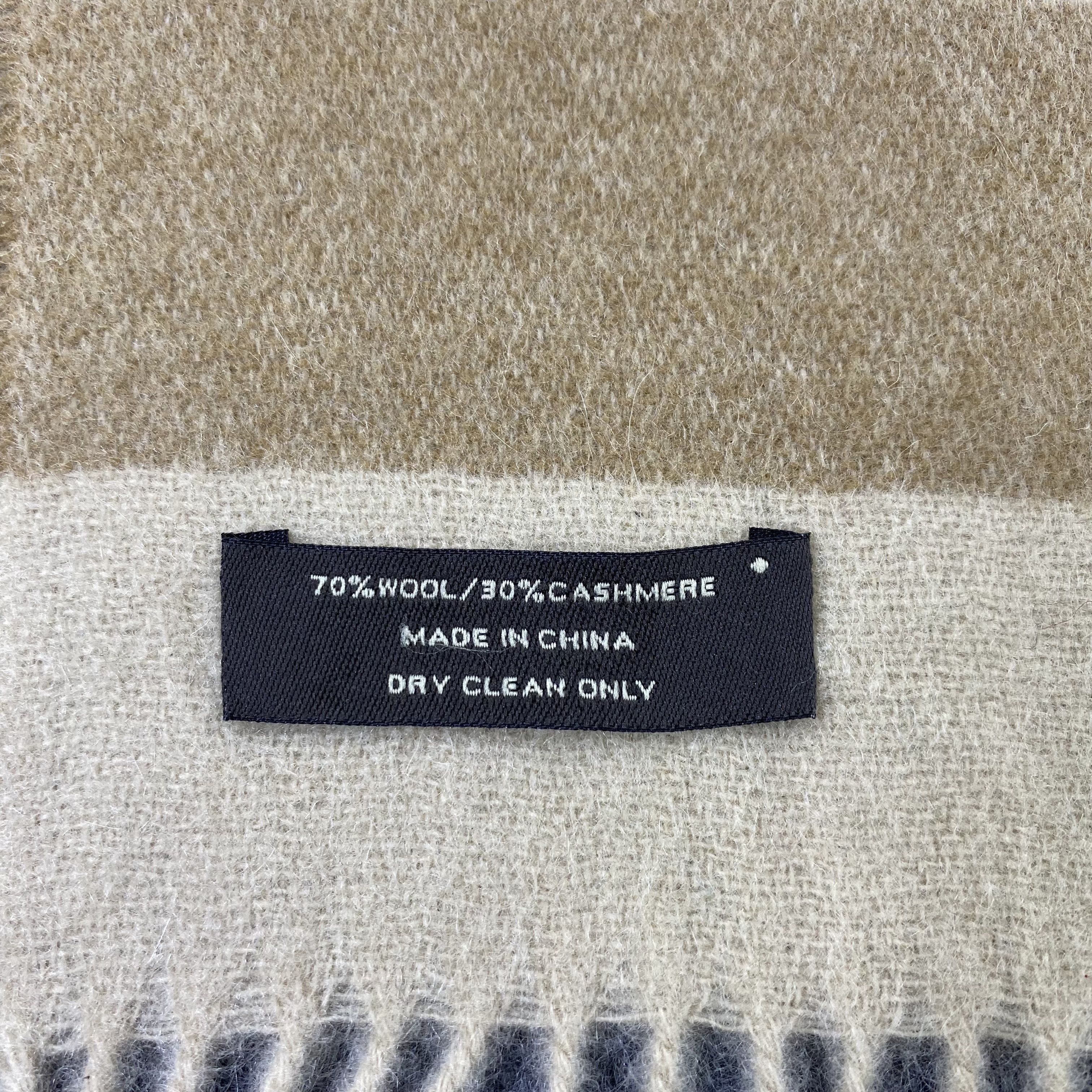 Coach Coach Scarf/ Muffler / Neckwear - K029 Size ONE SIZE - 6 Thumbnail
