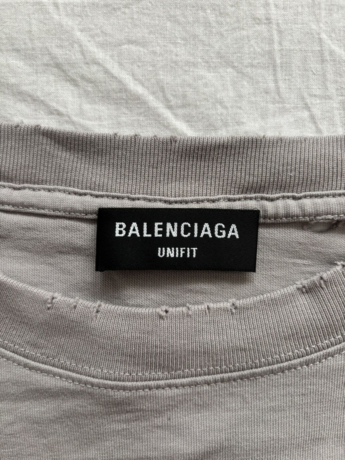 Balenciaga Balenciaga Blurred Logo Distressed Tee Size US M / EU 48-50 / 2 - 4 Thumbnail