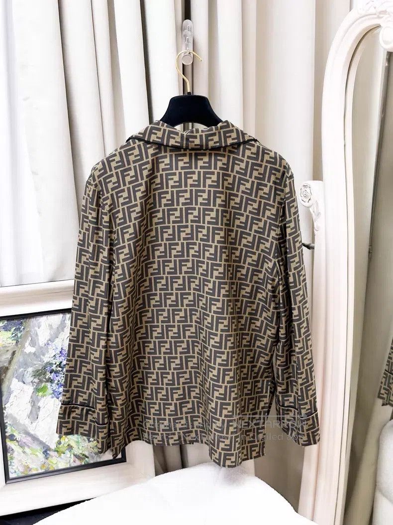 Fendi Fendi Brown Monogram Printed Logo Mulberry Silk Shirt Size S / US 4 / IT 40 - 4 Thumbnail