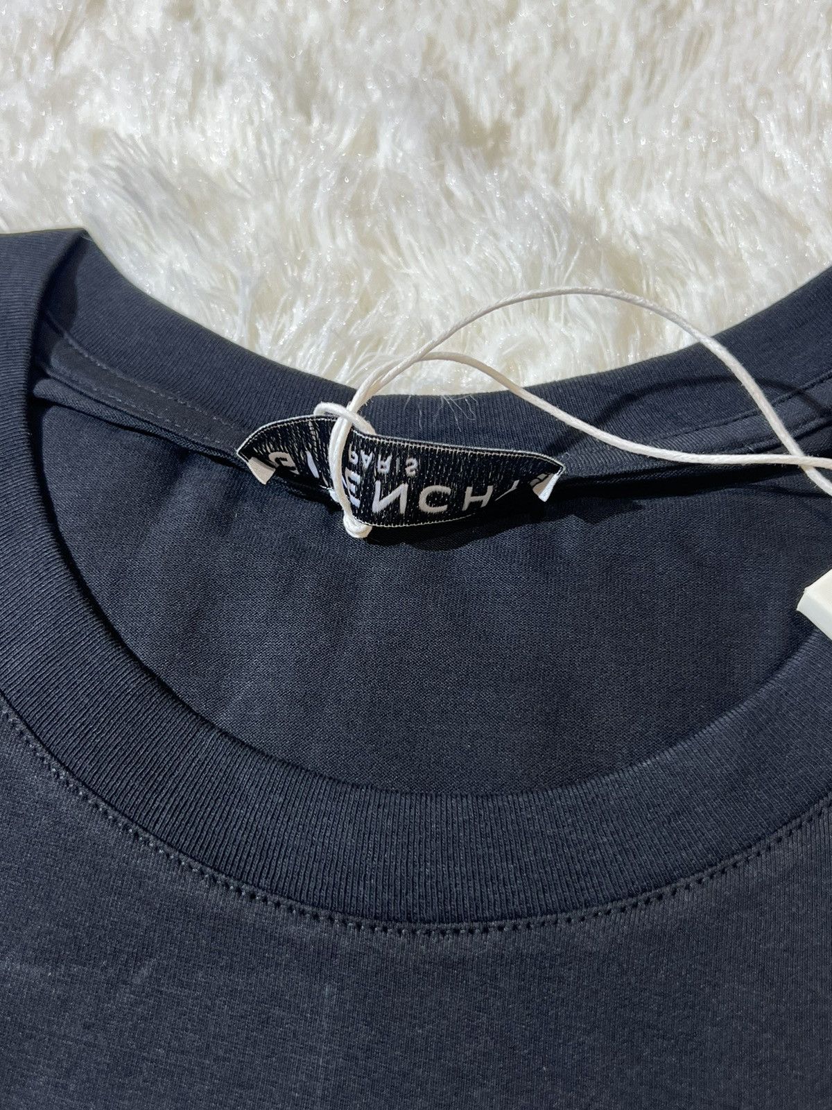 Givenchy Givenchy Red Embroidery Logo T Size US L / EU 52-54 / 3 - 4 Thumbnail