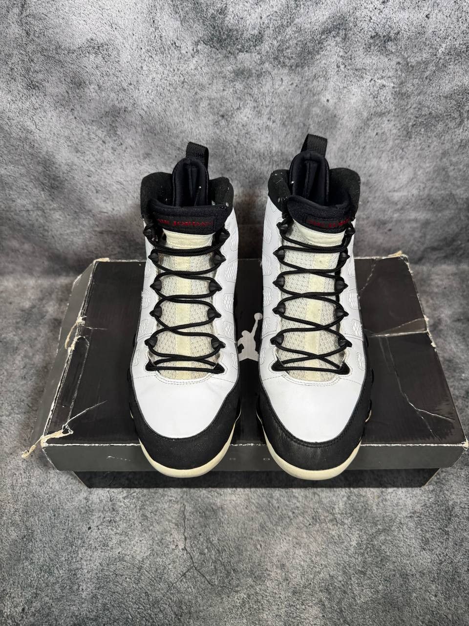 Jordan Brand Size 9 | Jordan 9 Space Jam With Box | Pre-Owned Size US 9 / EU 42 - 4 Thumbnail