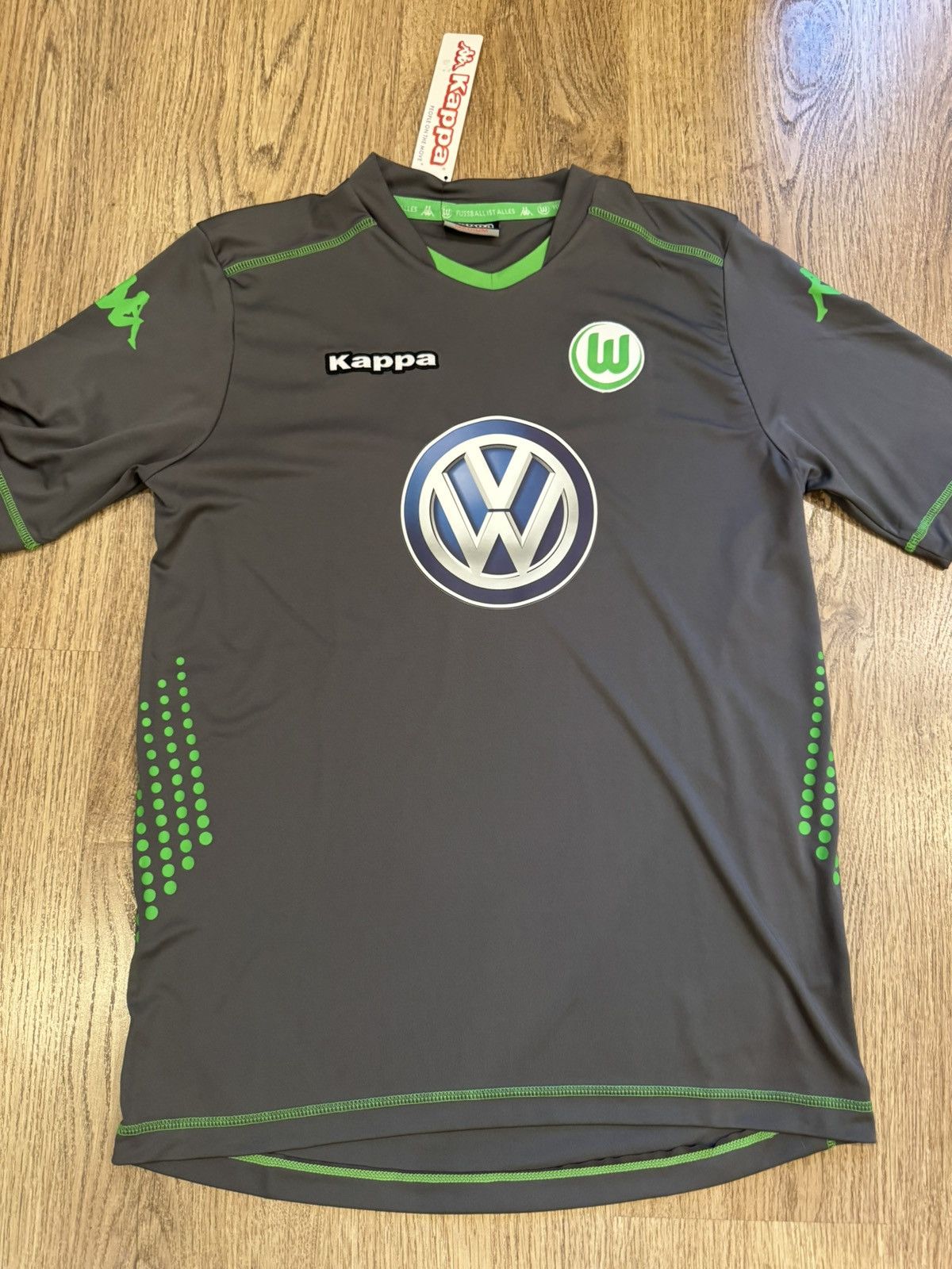 Kappa WOLFSBURG 2014 2015 TRAINING KAPPA FOOTBALL JERSEY SIZE M Size US M / EU 48-50 / 2 - 1 Thumbnail