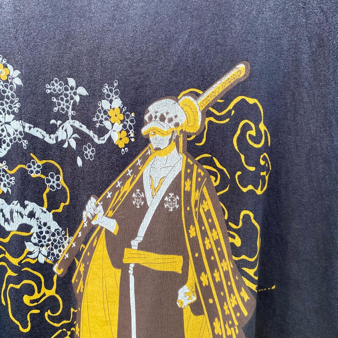 Anime Thrashed Faded Distressed Trafalgar Law One Piece Anima Tee Size US XXL / EU 58 / 5 - 3 Thumbnail