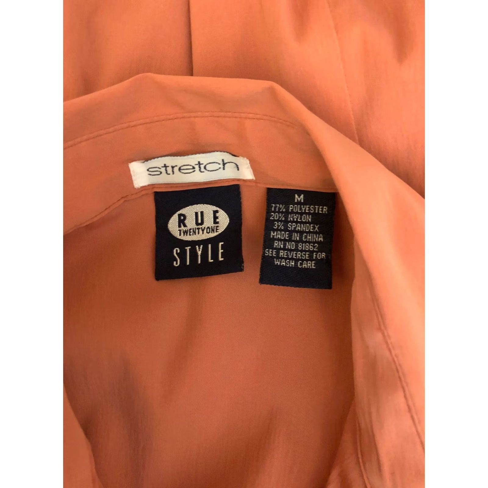 Vintage Vintage Rue 21 Top M Dk Coral 3/4 Sleeves Hidden Button Collared Office Career Shirt Womens Size M / US 6-8 / IT 42-44 - 5 Thumbnail