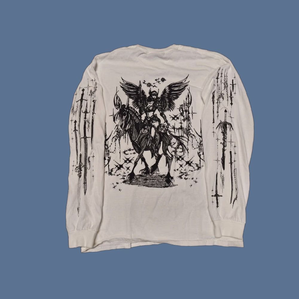 Etro VINTAGE Medieval Times Knight White T-Shirt M Mens Graphic Tee Short Sleeve Crew Neck 100% Cotton Size US M / EU 48-50 / 2 - 1 Thumbnail