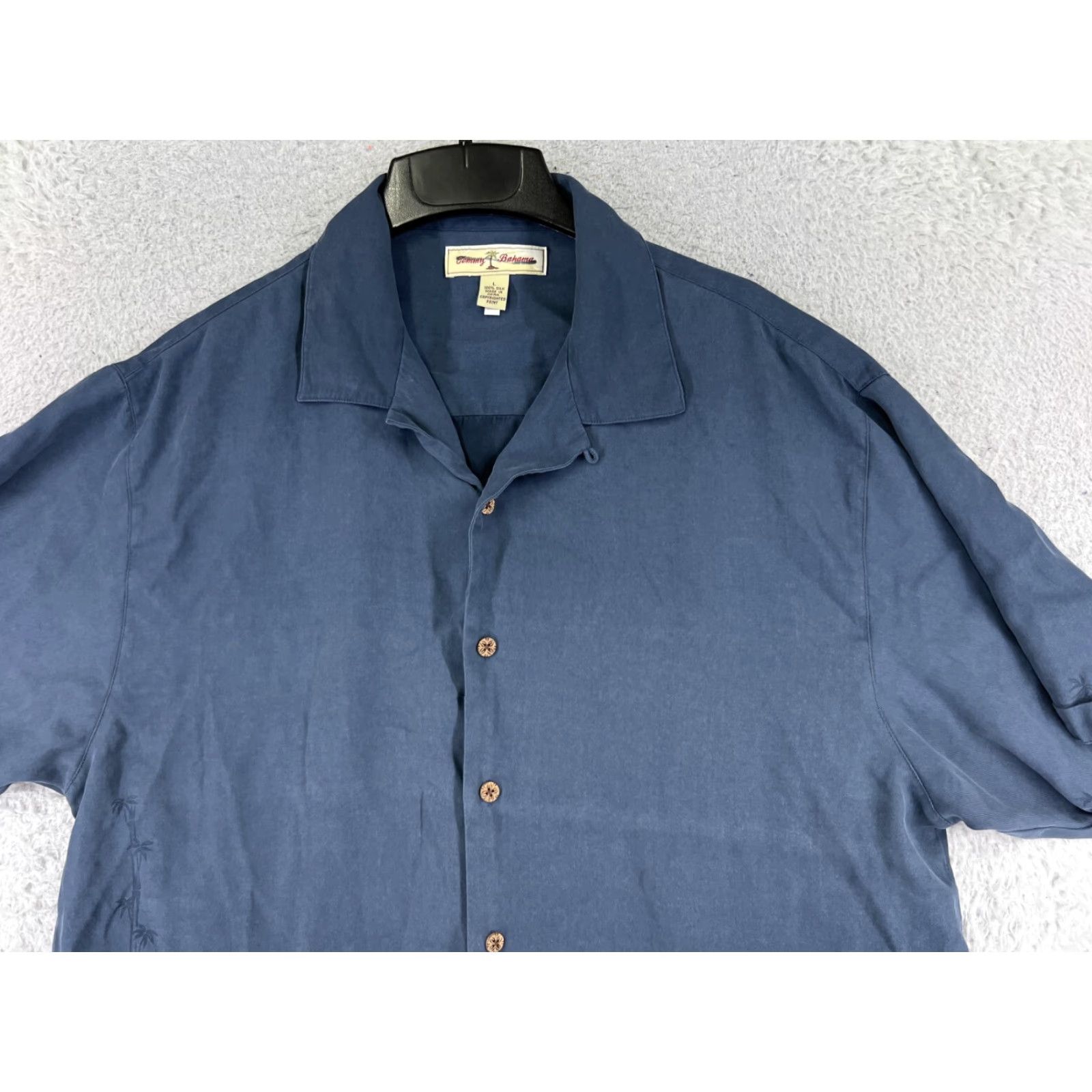 Tommy Bahama Tommy Bahama Shirt Men Large Blue Pineapple Button Up Hawaiian Silk Vacation Size US L / EU 52-54 / 3 - 4 Thumbnail