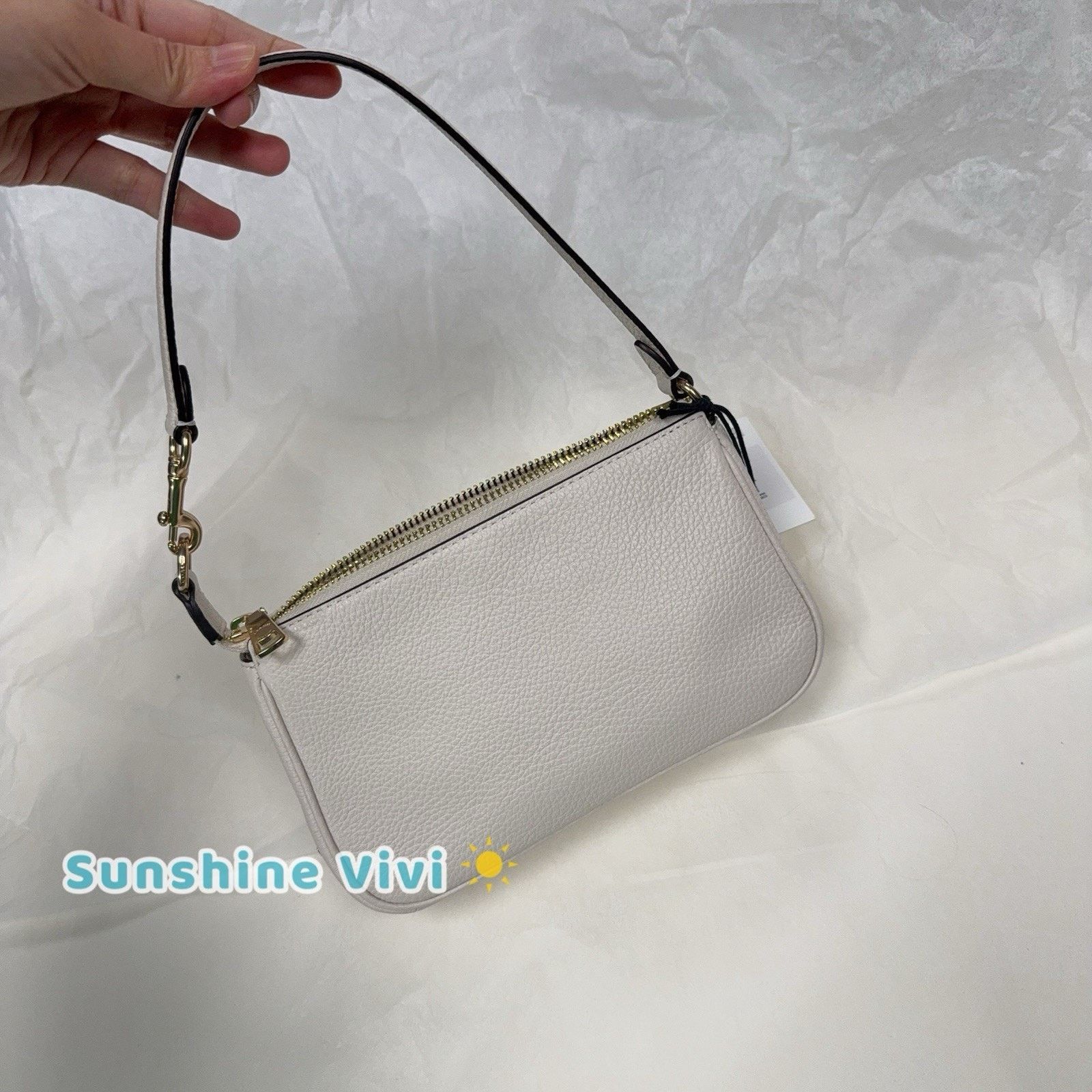 Coach NWT Limited Coach X Peanuts Nolita 19 CBM76 Gold/Chalk Size ONE SIZE - 7 Thumbnail