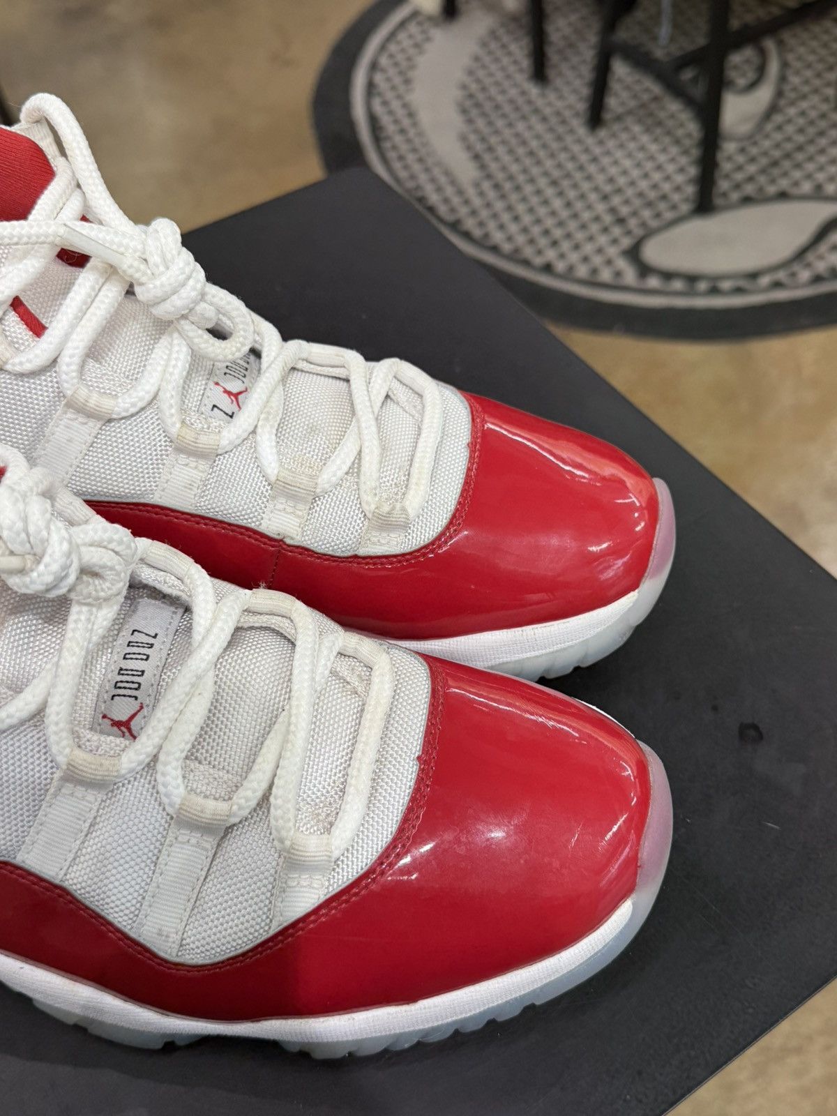 Jordan Brand Air Jordan 11 Cherry Size 11 (2022) Size US 11 / EU 44 - 8 Thumbnail