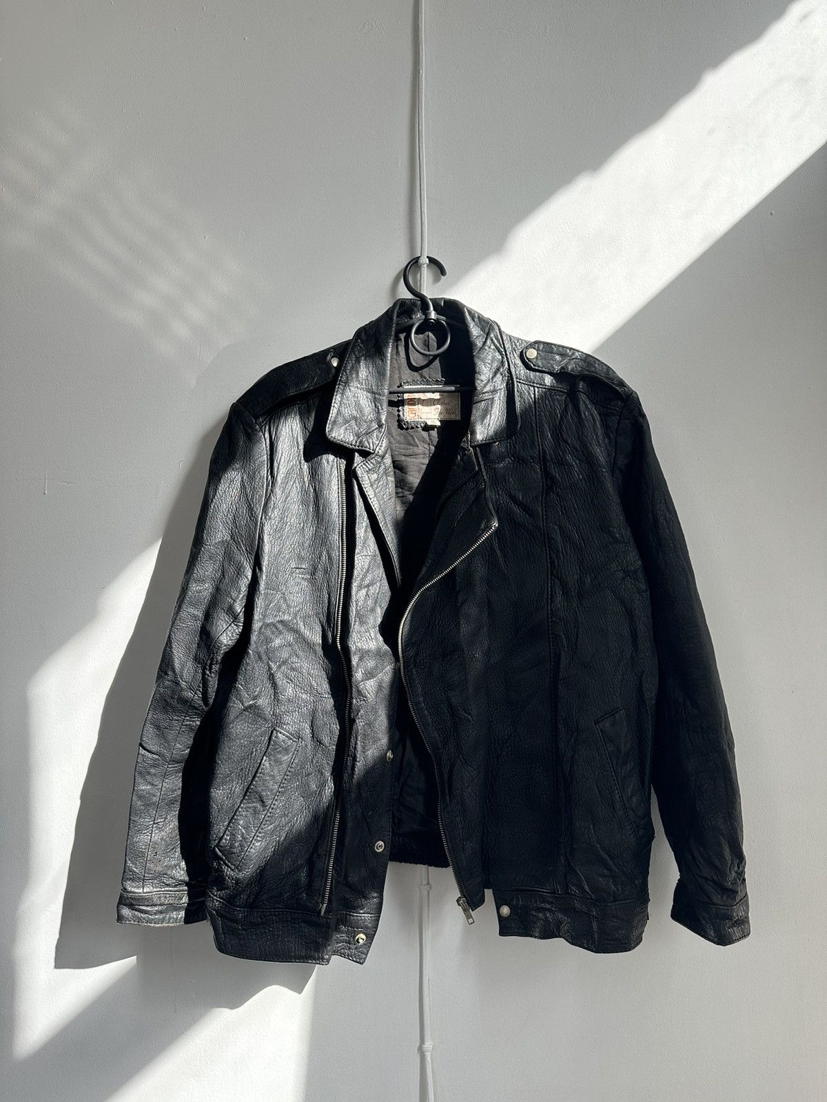 Other Vintage Leather moto biker Jacket y2k jacket Size US L / EU 52-54 / 3 - 12 Thumbnail