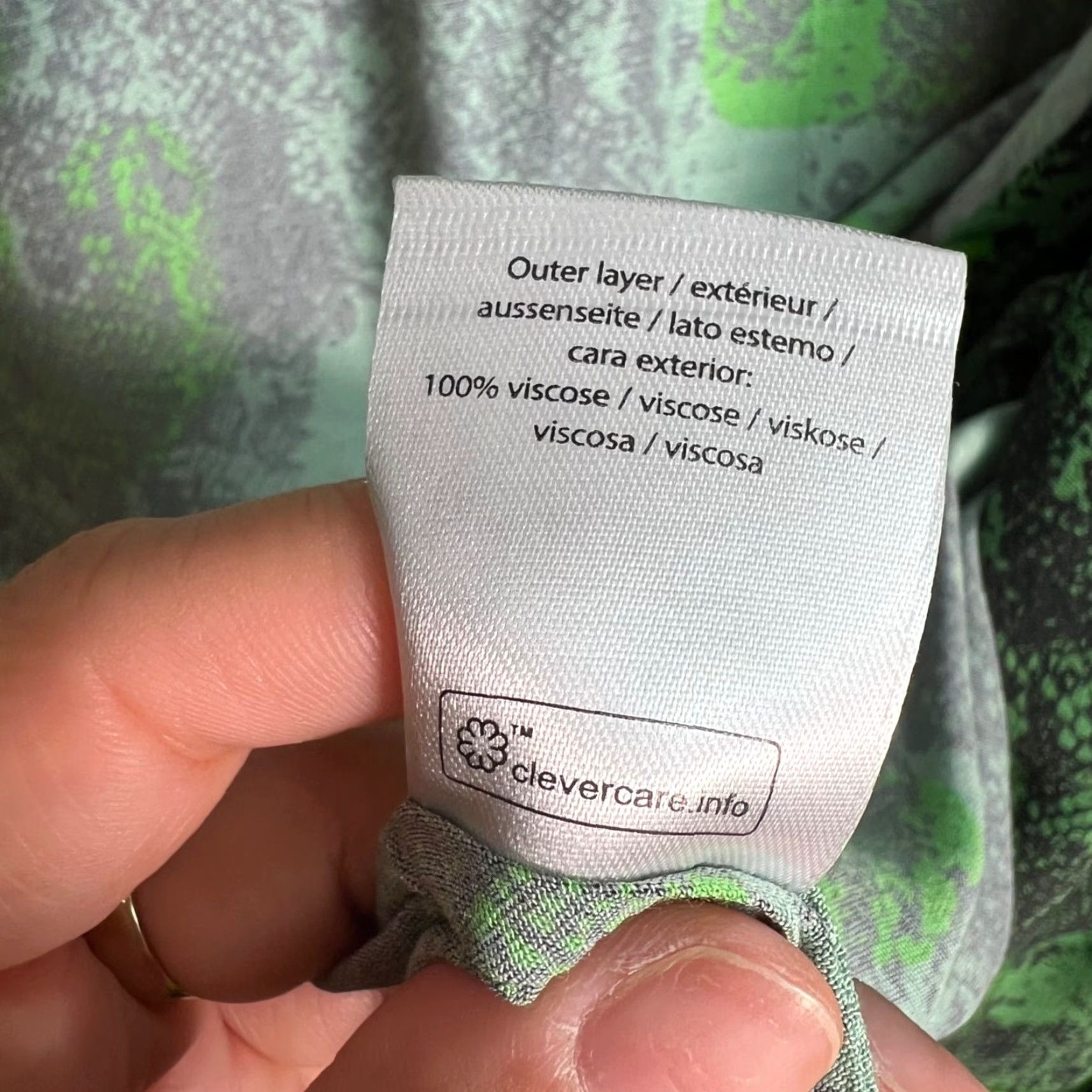 Vintage Rotate Birger Christensen Womens Size 10 Green Snake Print Top Wrap Size L / US 10 / IT 46 - 4 Thumbnail