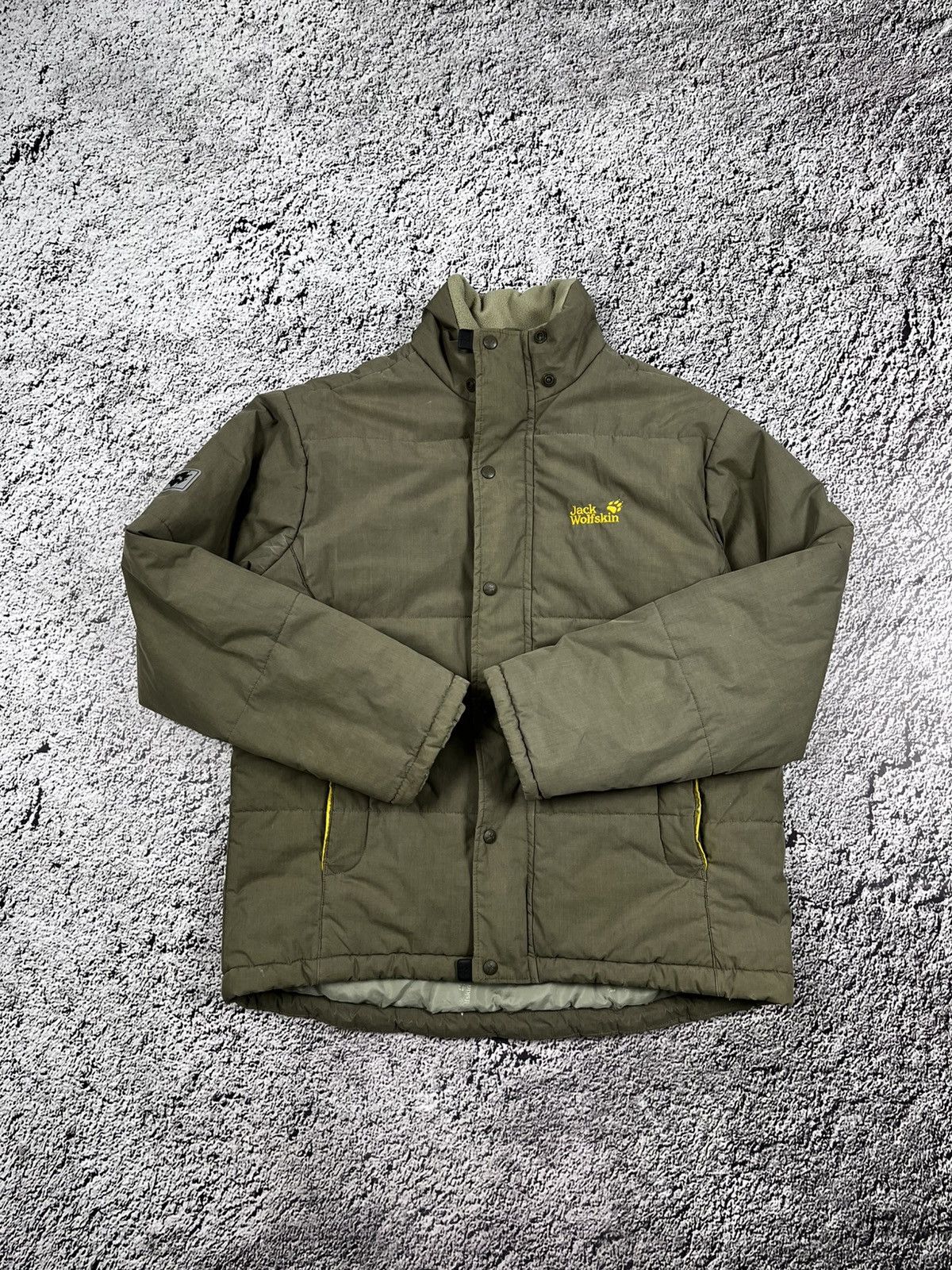 Jack Wolfskin Vintage Y2K Jack Wollfskin puffer down jacket streetwear S Size US S / EU 44-46 / 1 - 2 Thumbnail