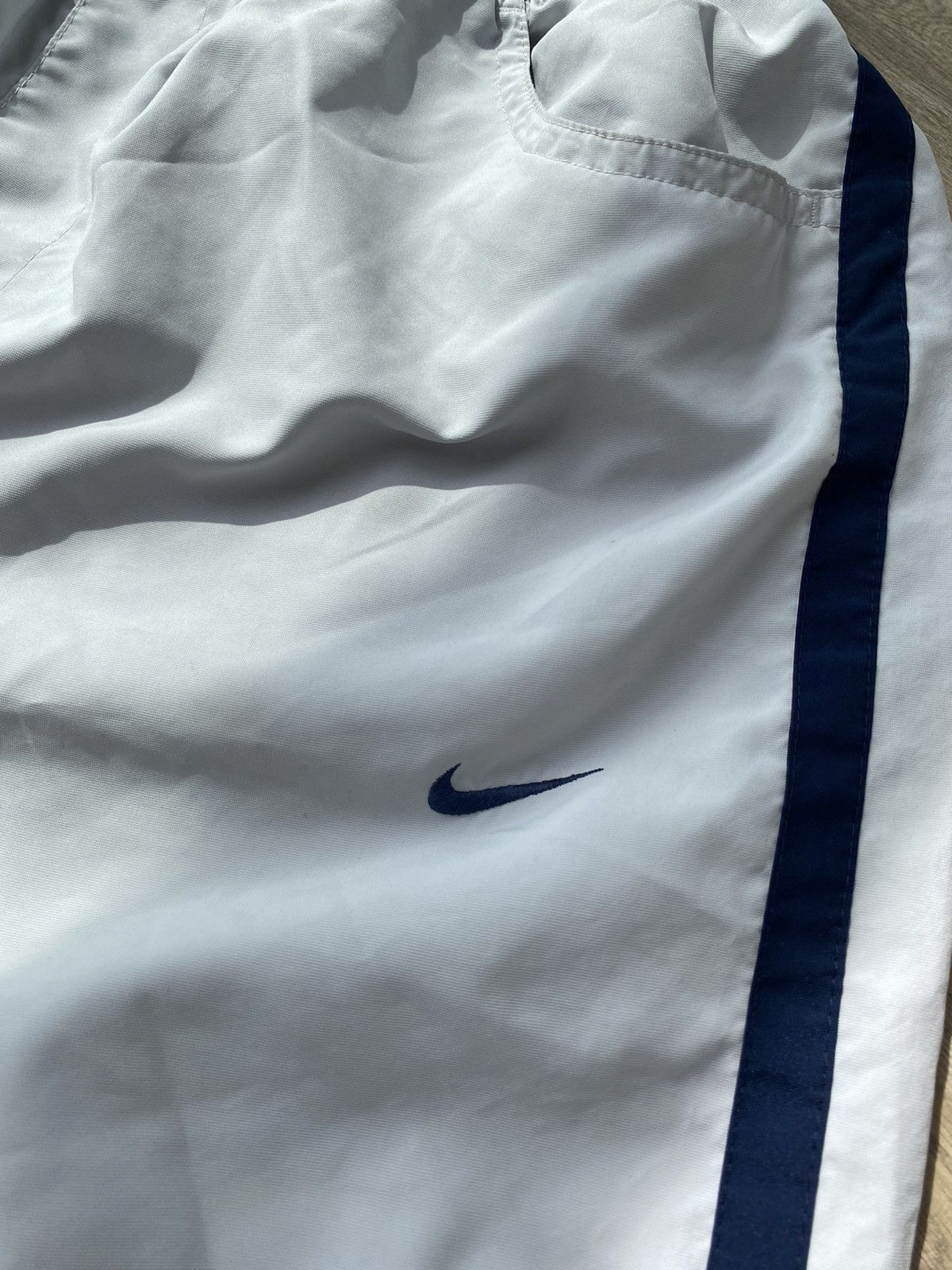 Nike Nike Vintage Nylon Shorts Size US 34 / EU 50 - 7 Thumbnail