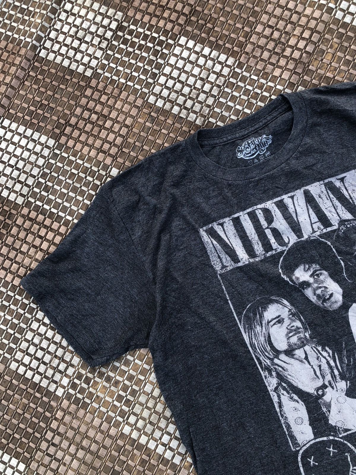 Band Tees × Nirvana × Vintage Vintage Y2K NIRVANA Roseland Ballroom Graphic Tee Size US L / EU 52-54 / 3 - 2 Thumbnail