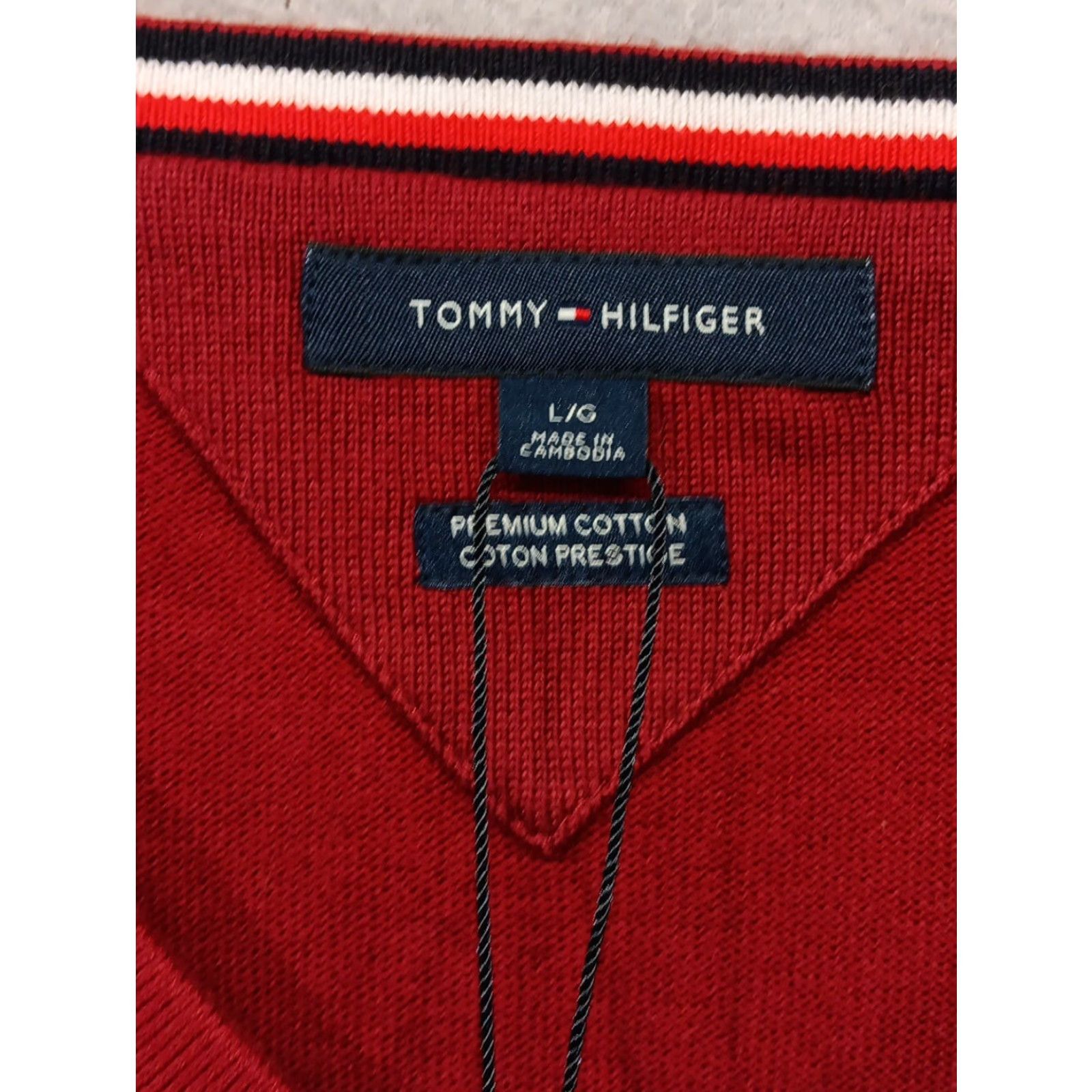 Tommy Hilfiger V-Neck Pullover Sweater NWT Tommy Hilfiger Men's Large Maroon Logo Long Sleeves Size US L / EU 52-54 / 3 - 3 Thumbnail