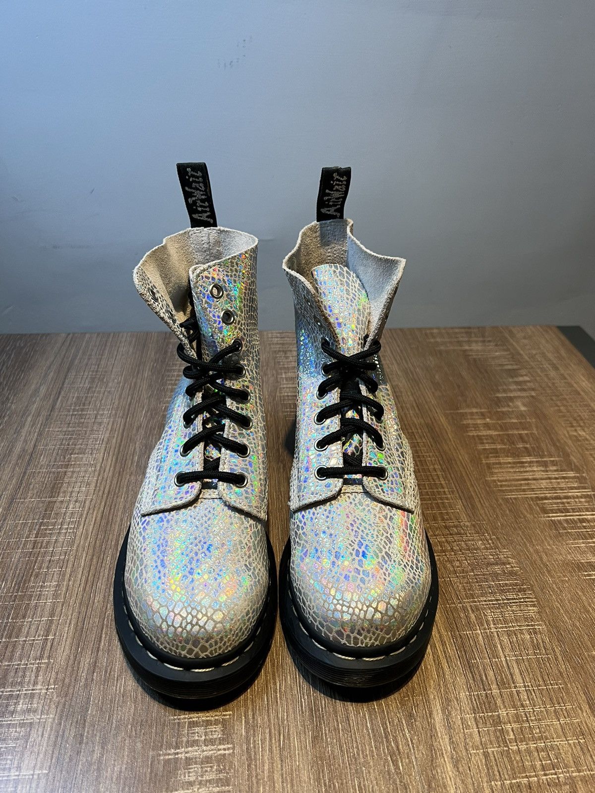 Dr. Martens Dr Martens 1460 Pascal Snake Metallic Leather Boots Size 7 Size US 7 / IT 37 - 3 Thumbnail
