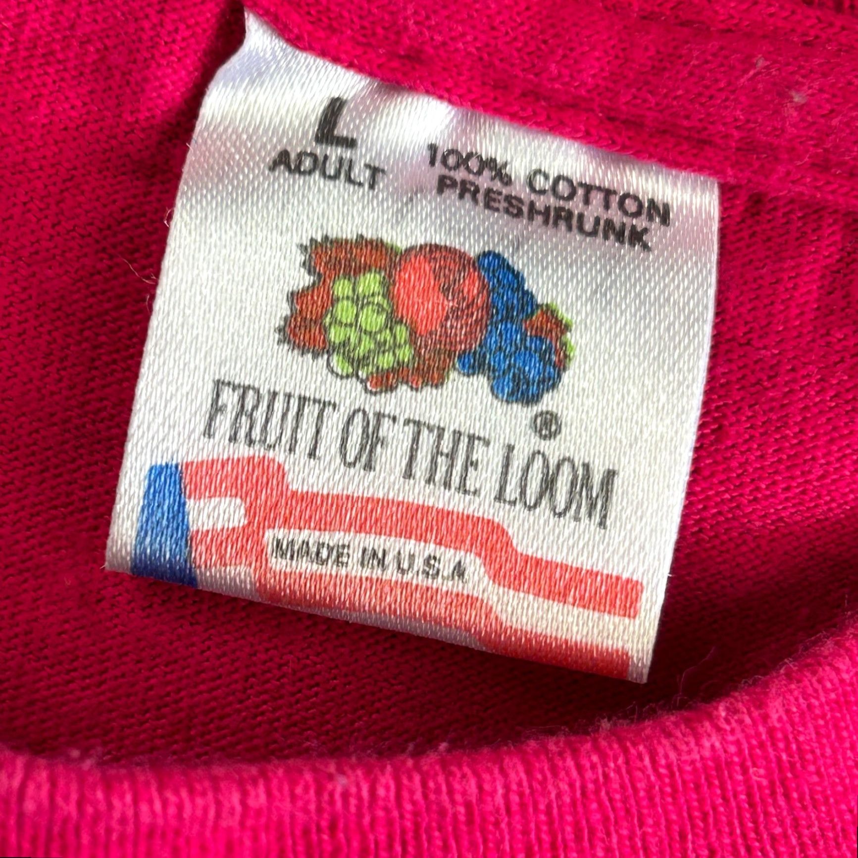 Fruit Of The Loom VINTAGE Fruit of the Loom T-Shirt Dinosaurs 80s 90s Pink Stitch Short Sleeve Crew Neck L Adults Unisex 50/50 Cotton/Poly Made USA Regular Size US L / EU 52-54 / 3 - 3 Thumbnail