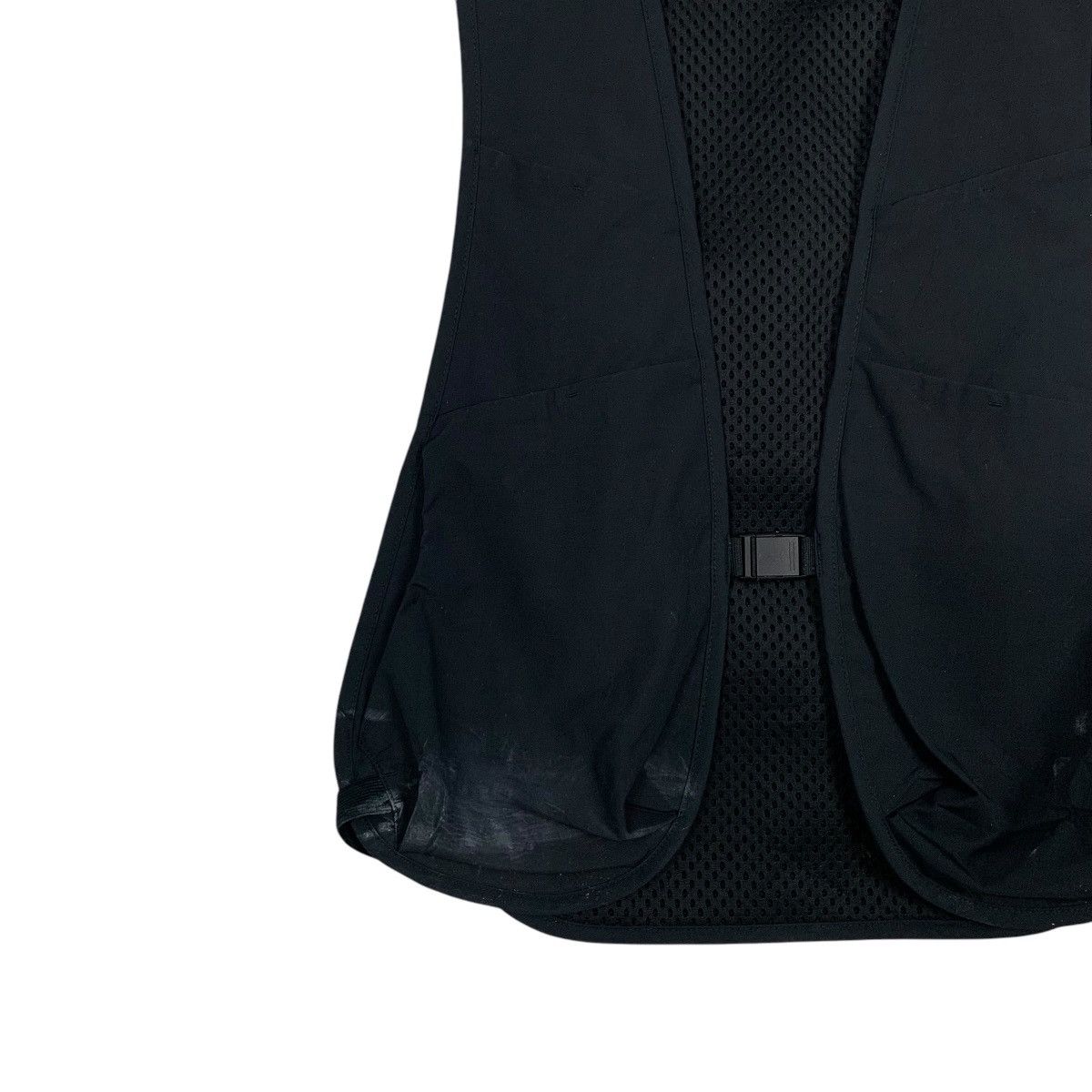 Lemaire × Uniqlo UNIQLO U LEMAIRE SPORTS VEST #2468-C111 Size L / US 10 / IT 46 - 3 Thumbnail