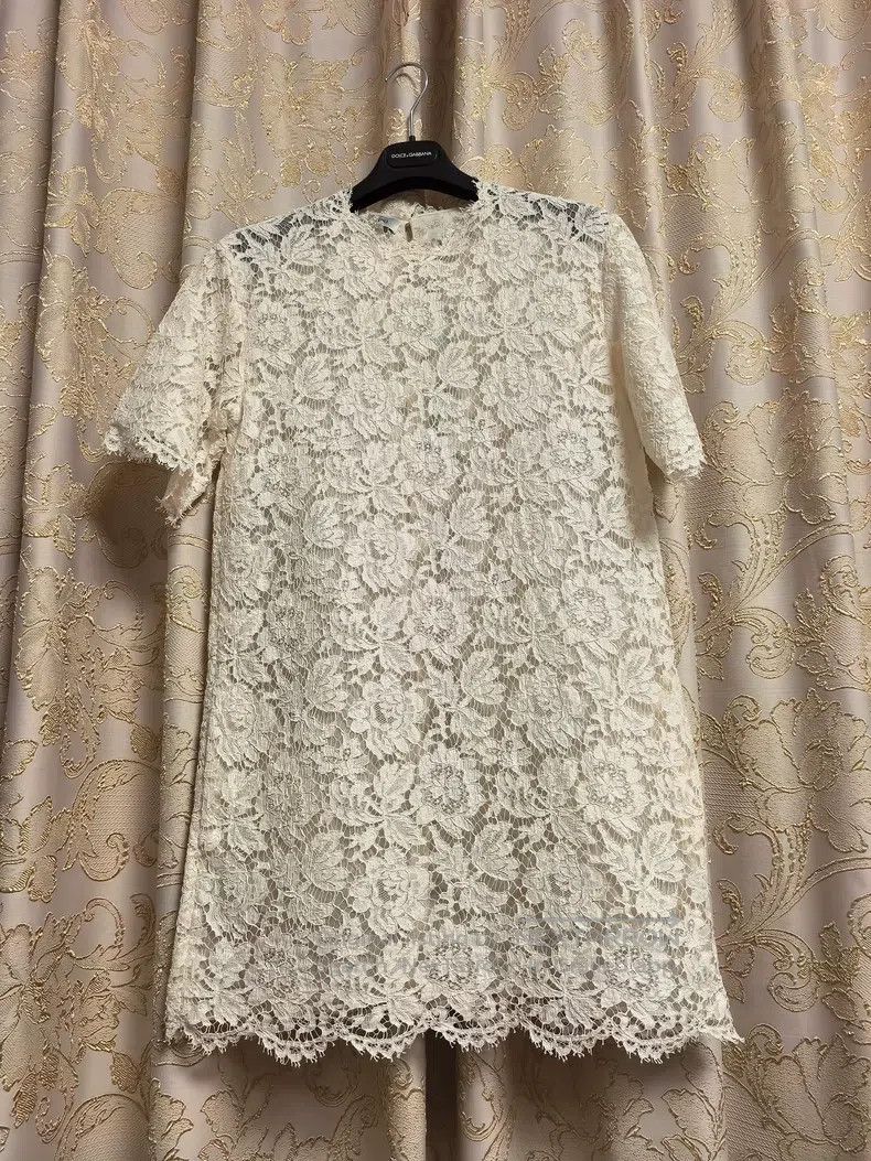 Valentino Valentino Main line dress Size M / US 6-8 / IT 42-44 - 1 Thumbnail
