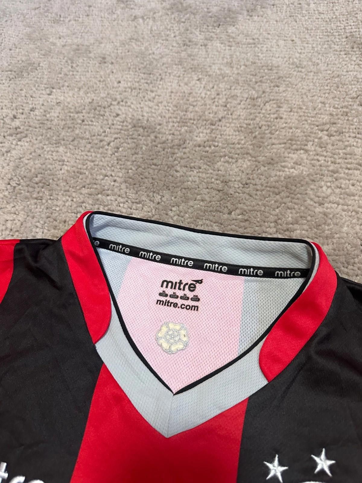 Other Huddersfield Town 2010/11 away football shirt jersey Mitre Size US XL / EU 56 / 4 - 5 Thumbnail