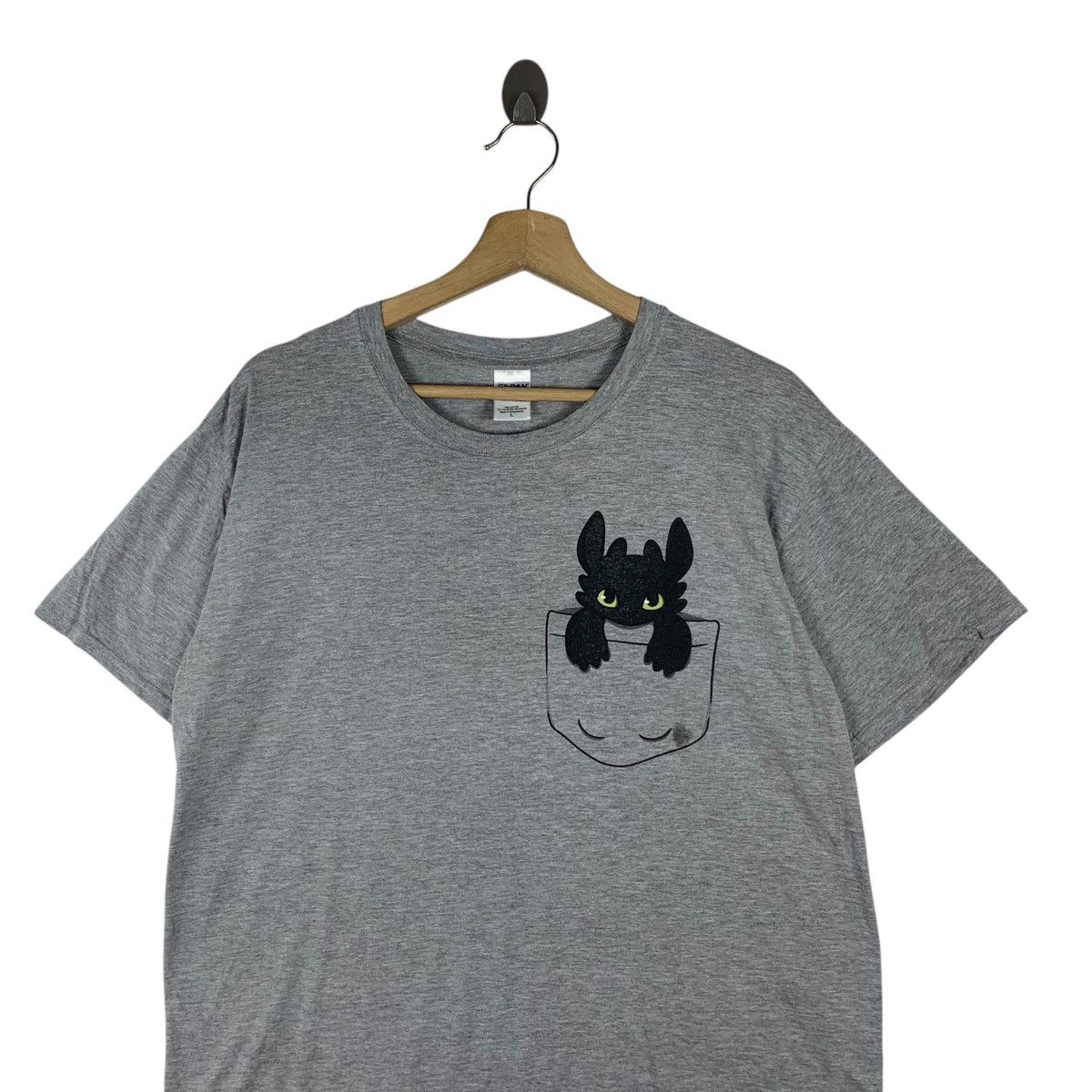 Vintage HOW TO TRAIN YOUR DRAGON Toothless In Pocket Tee Shirt Top Size L / US 10 / IT 46 - 2 Thumbnail