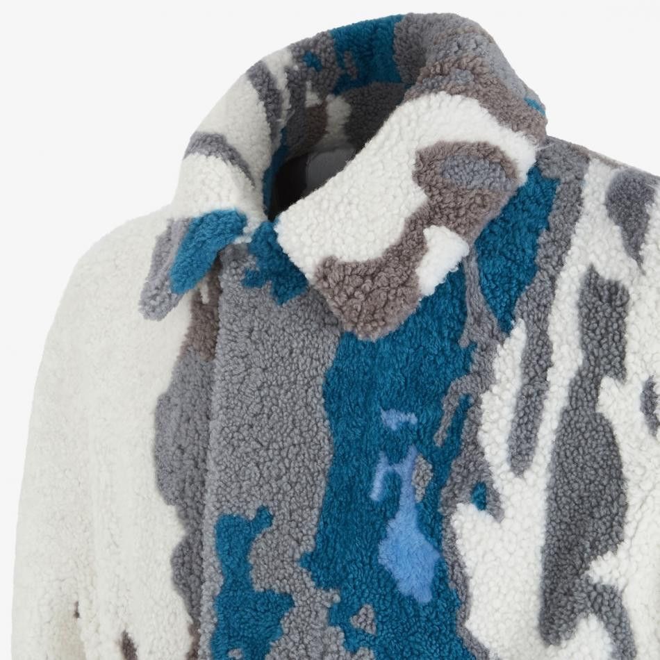 Fendi o1loc1c0124 Shearling in White Size US XL / EU 56 / 4 - 4 Thumbnail
