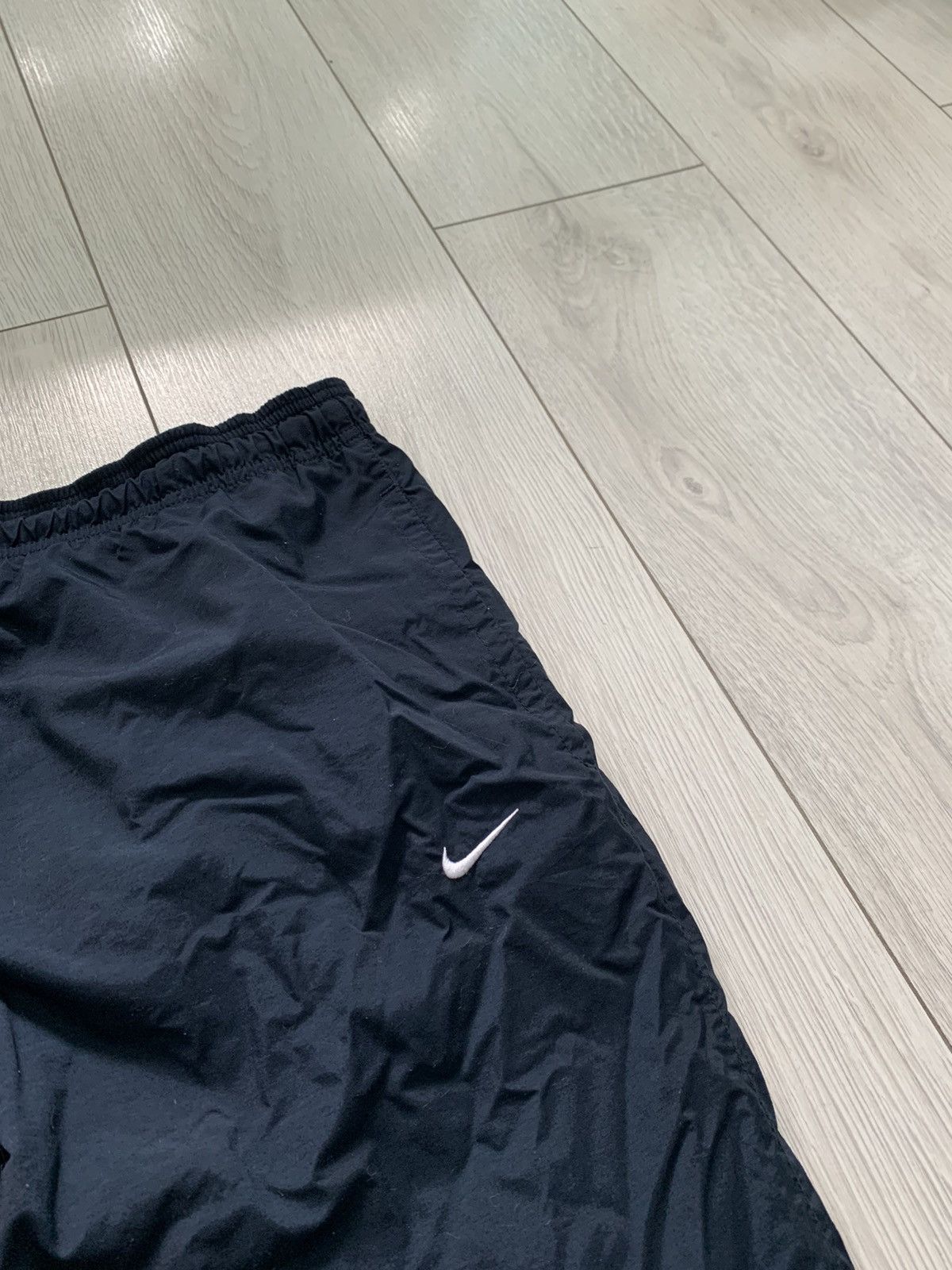 Vintage Vintage nike track pants y2k acg gorpcore sweatpants Size US 34 / EU 50 - 1 Thumbnail