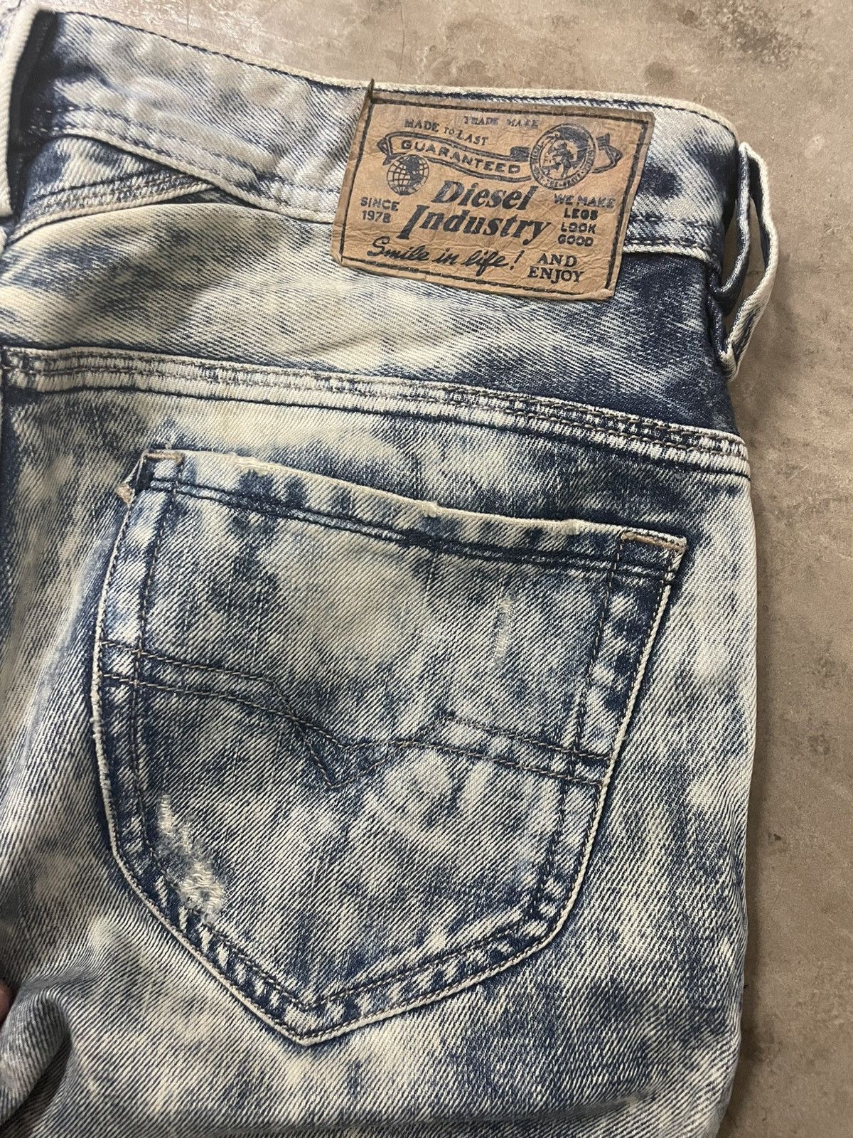 Diesel Diesel Industry Distressed Jeans Skinny denim Size US 31 - 12 Thumbnail