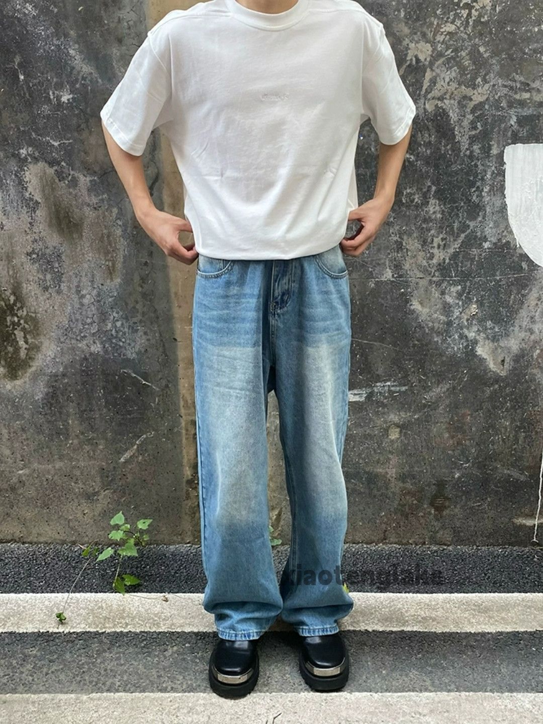 loose baggy washed faded yuppie gradient jeans