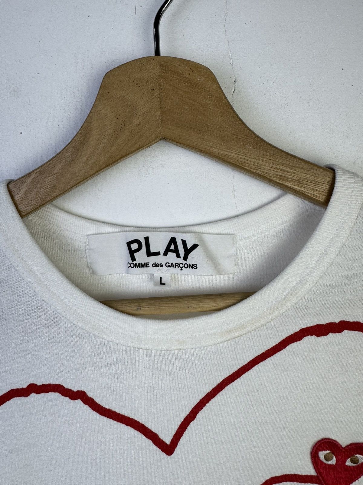 Comme des Garcons PLAY Comme des Garçons Play T-shirt with the signature red heart Size US L / EU 52-54 / 3 - 5 Thumbnail