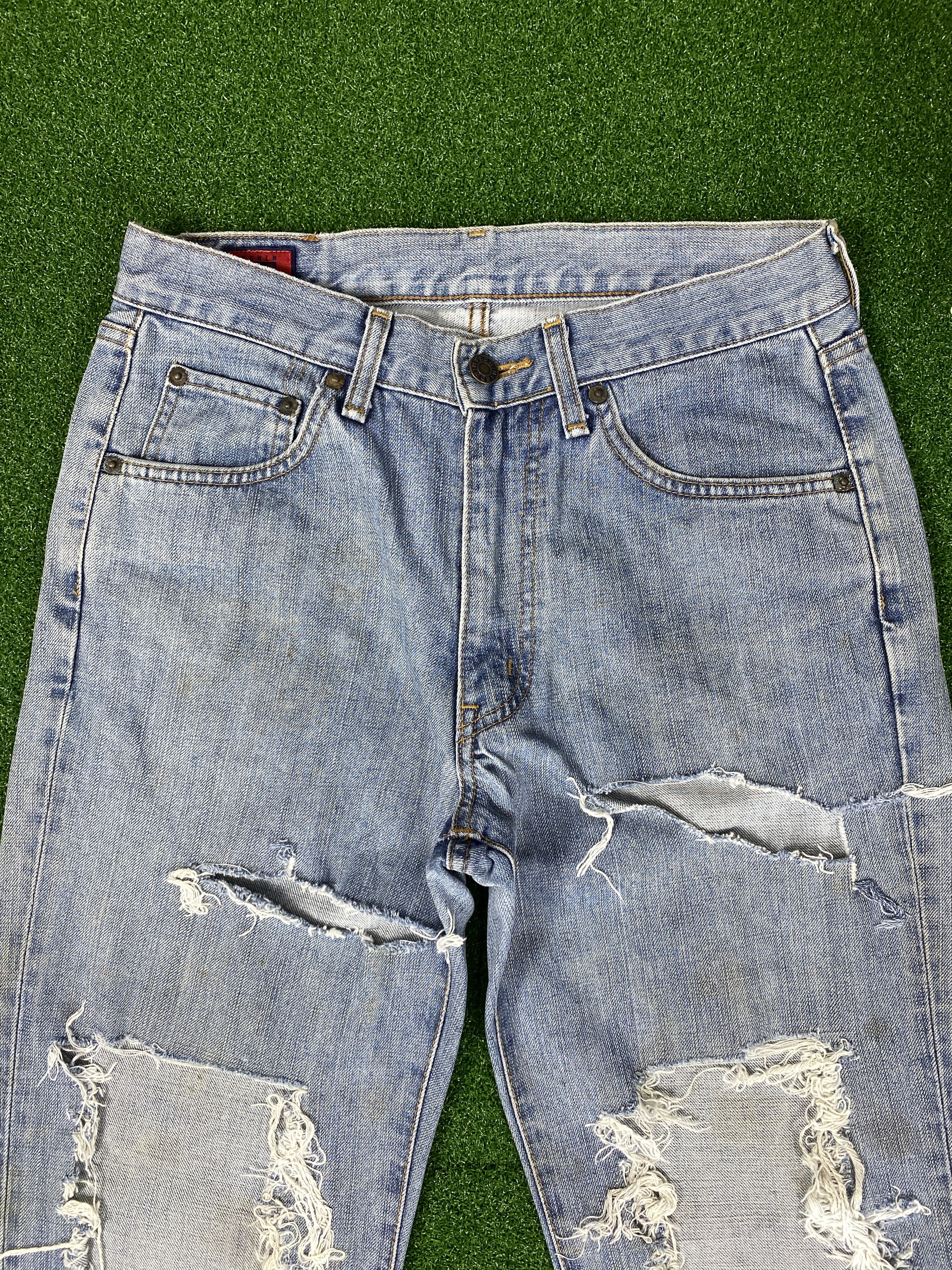 Edwin Vintage Edwin Distressed Mid Wash Jeans CP0030 Size US 30 / EU 46 - 2 Thumbnail