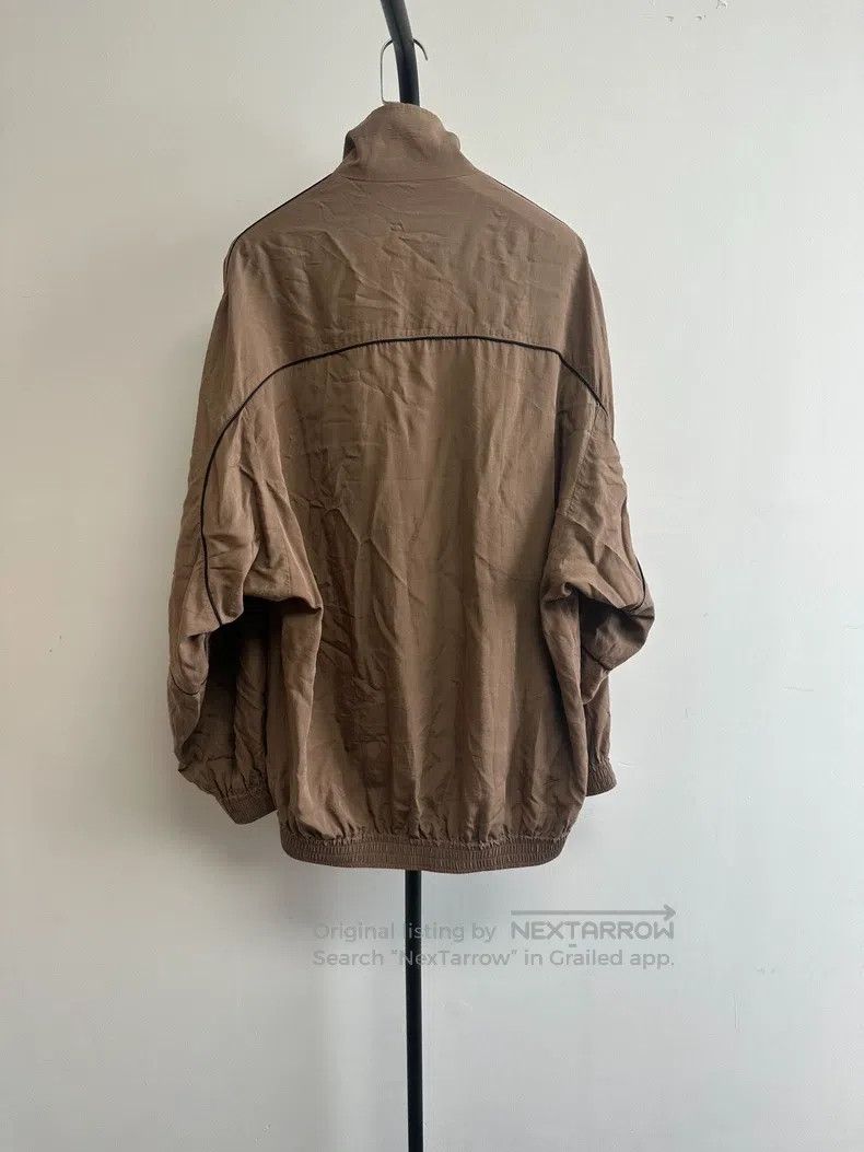 Balenciaga Balenciaga Solid Color Embroidered Logo Collar Brown Size XXS / US 00 / IT 34 - 2 Thumbnail