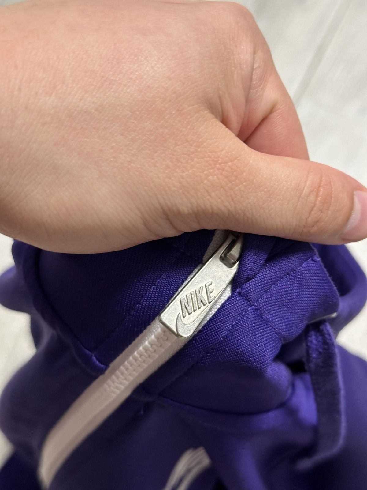 Vintage Vintage Zip-Up Hoodie Nike small swoosh y2k logo Size US M / EU 48-50 / 2 - 4 Thumbnail