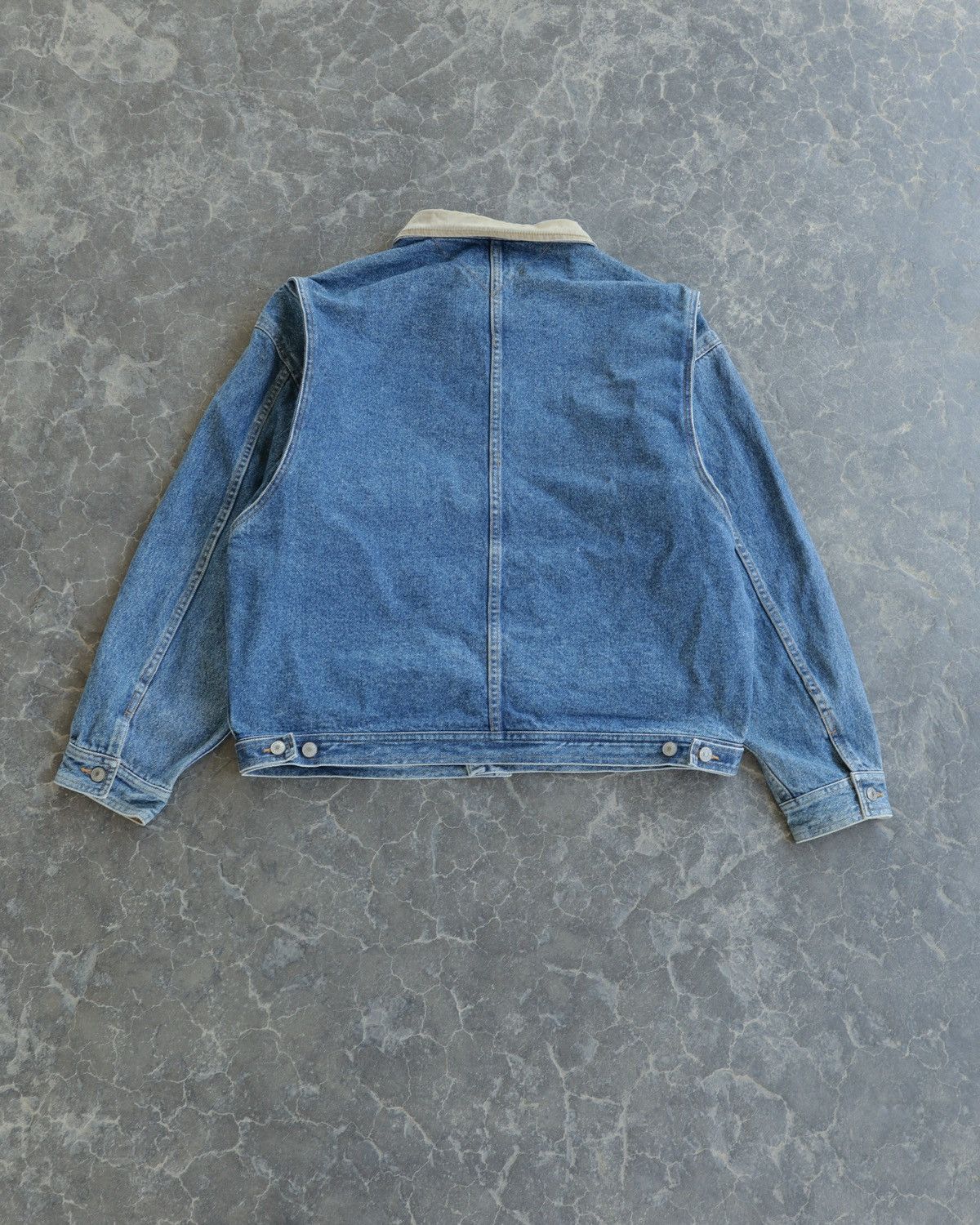 Tommy Hilfiger 90s Tommy Hilfiger Denim Corduroy Collar Light Wash Jacket Size US XL / EU 56 / 4 - 3 Thumbnail