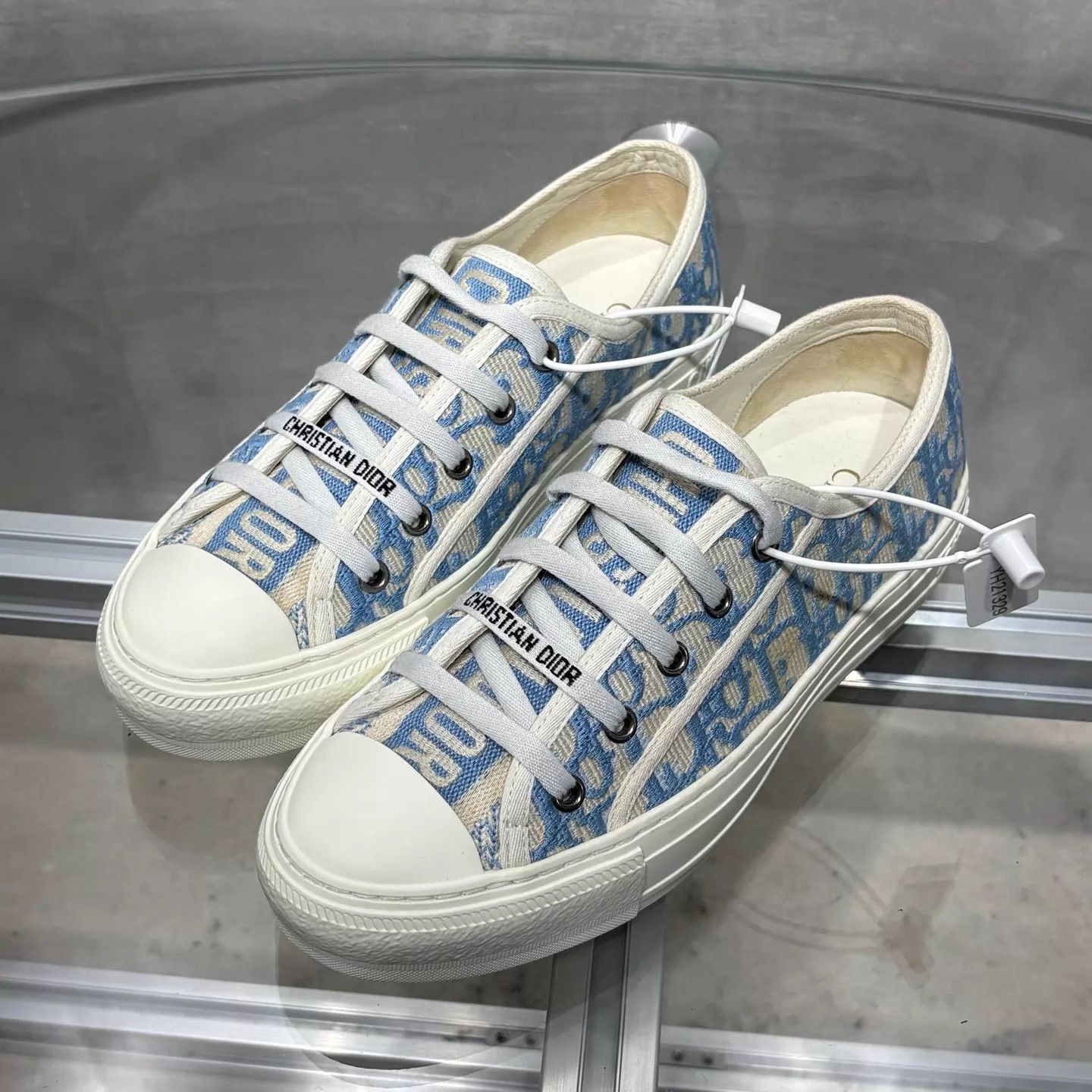 Dior DIOR WALK Oblique Blue Canvas Shoes 37.5 New-Worn Size US 7 / IT 37 - 2 Thumbnail