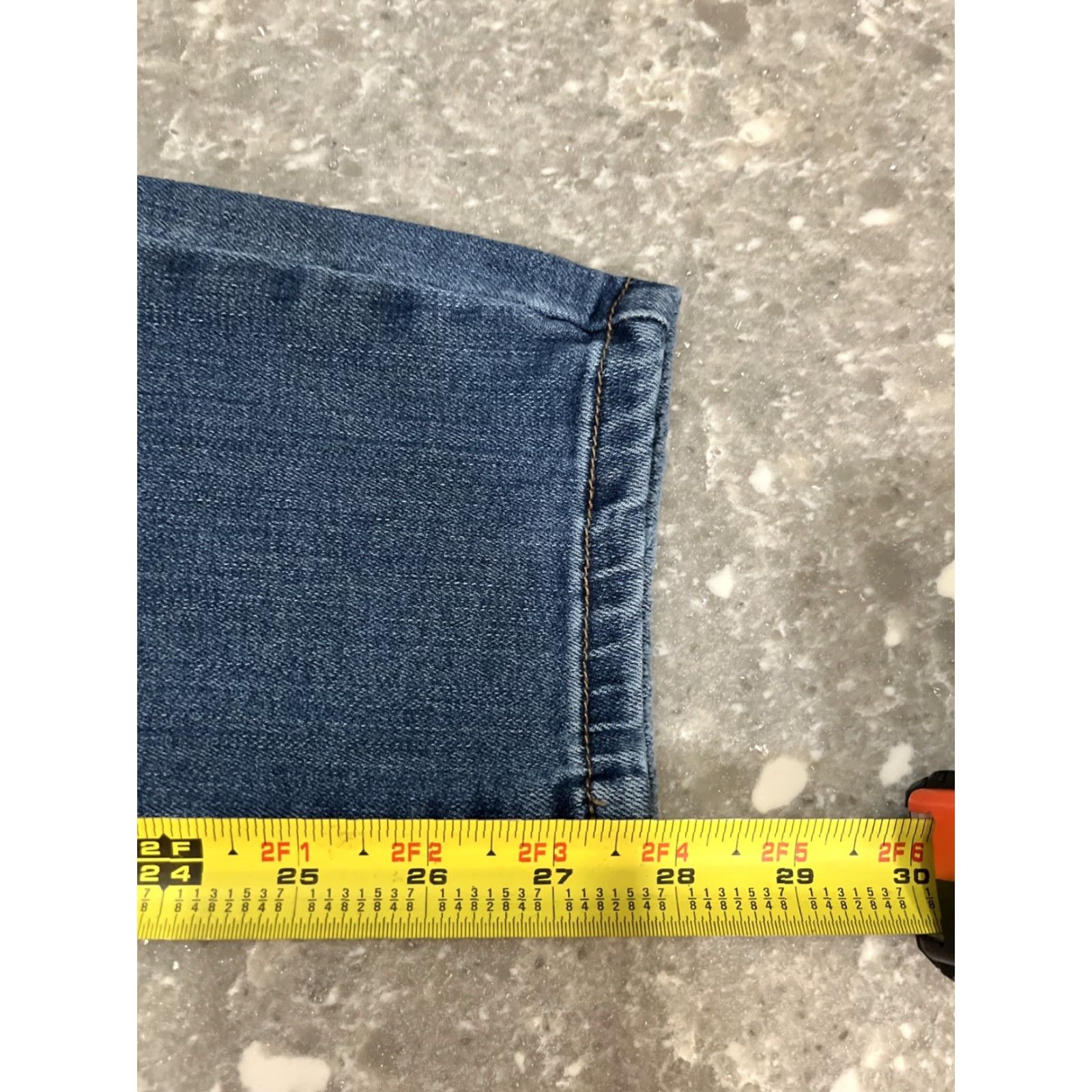 Vintage Judy Blue Los Angeles Skinny Fit Women's Jeans Size 3/26 Blue Denim Medium Wash Slim Fit 5-Pocket Logo Zip Rise Mid Restore Modern Womens Size 26" / US 2 / IT 38 - 4 Thumbnail