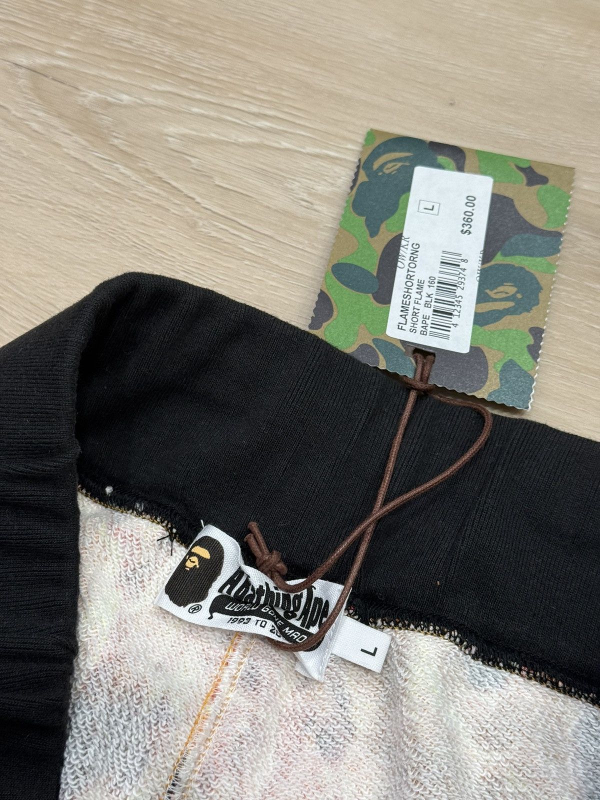 Bape Bape Flame Logo Shorts Size US 34 / EU 50 - 11 Thumbnail
