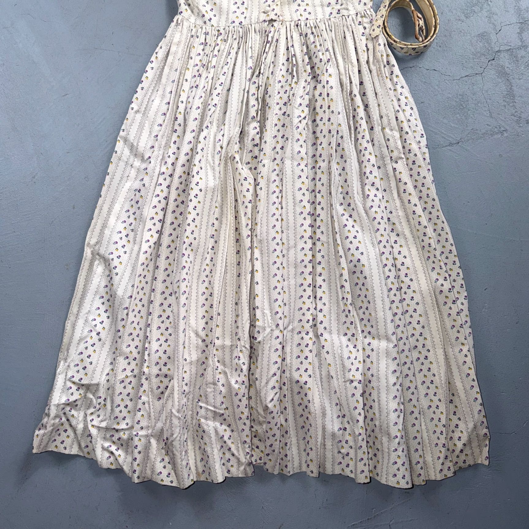 Vintage VINTAGE Cottagecore Dress Prairie Cream Lace Floral Ruffle Long High Neck XS/S 1970s 70s Size XS / US 0-2 / IT 36-38 - 3 Thumbnail