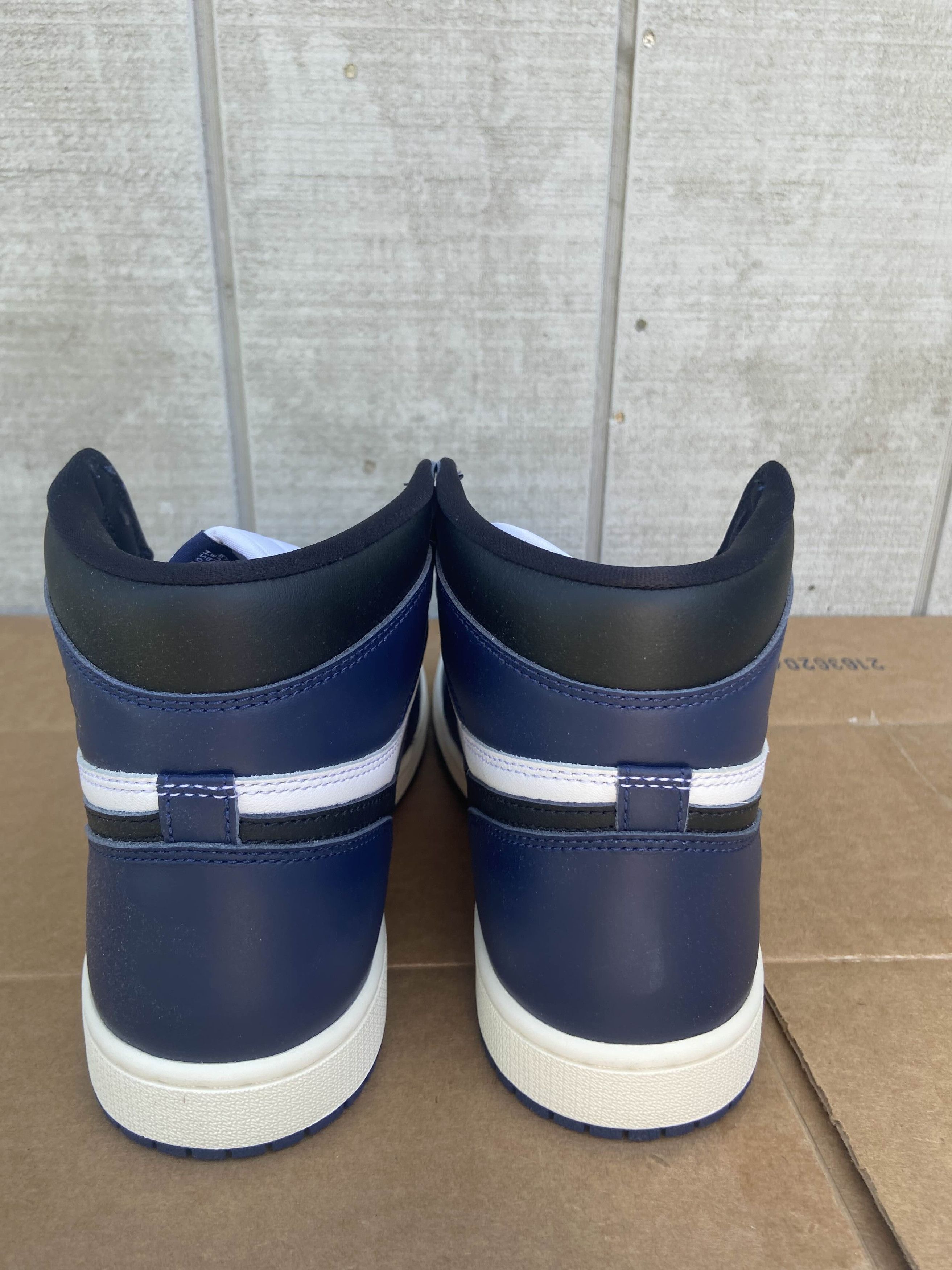 Nike Air Jordan 1 Retro OG High Midnight Navy Unreleased Sz 9.5 Size US 9.5 / EU 42-43 - 3 Thumbnail