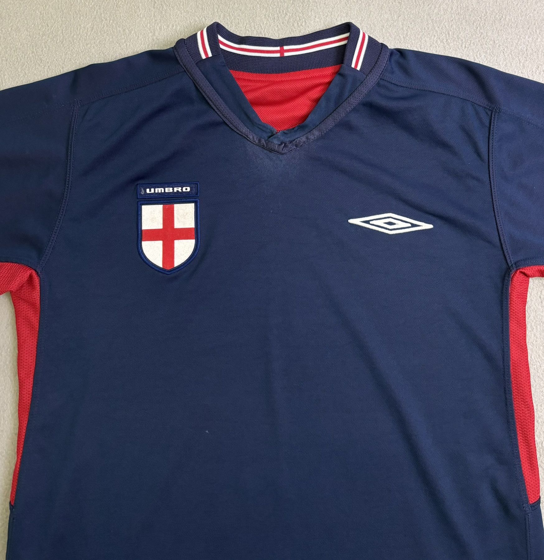 Umbro England 2002 Umbro Football Jersey Size S Size US S / EU 44-46 / 1 - 11 Thumbnail