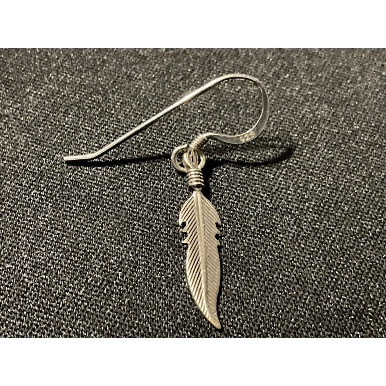 Other 925 Fish Hook Feather Earrings Size ONE SIZE - 2 Thumbnail