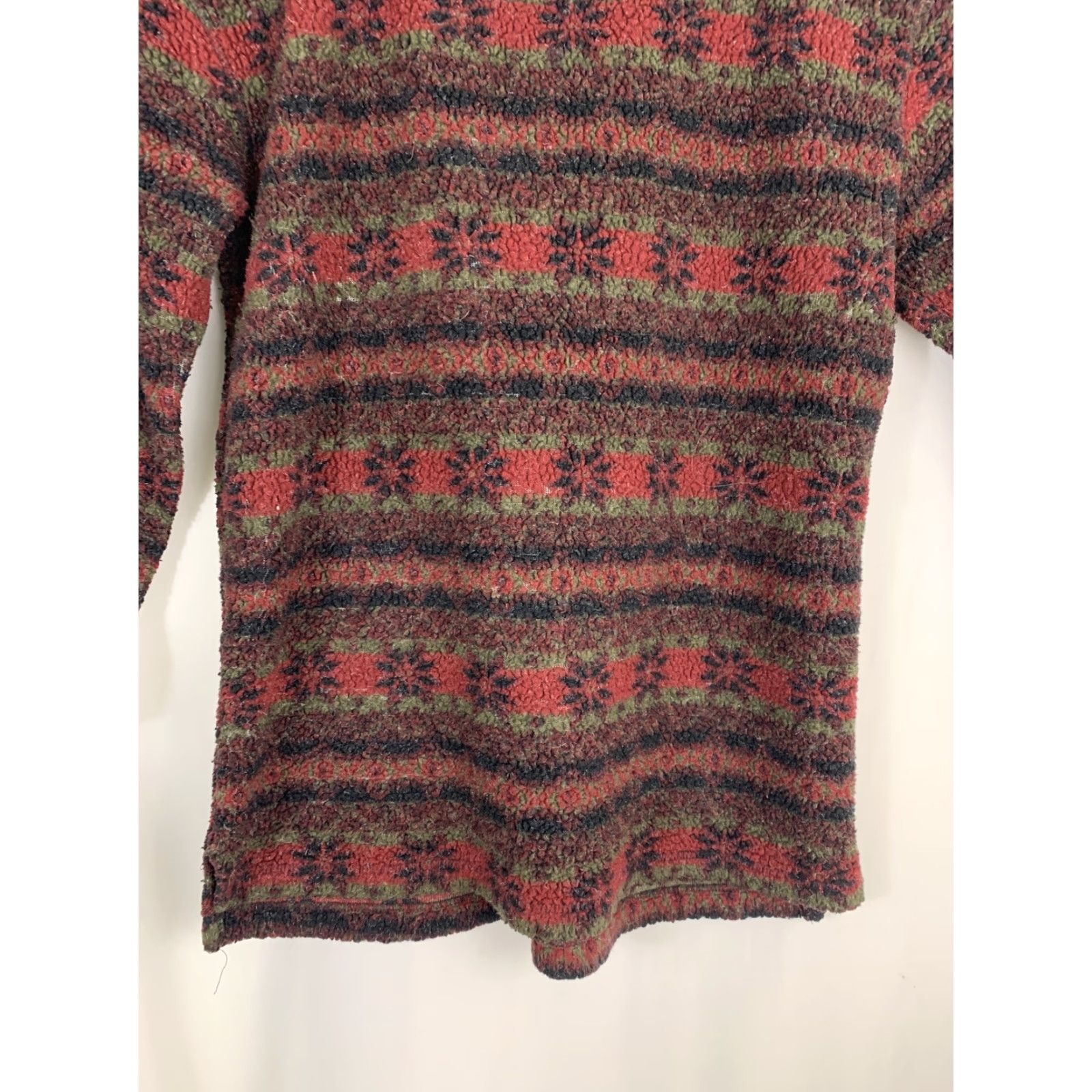 Vintage Woolrich Mens Sweater M Red Green Made in USA Rugged Outdoor Wear Pullover Mens Family US Theme Size US M / EU 48-50 / 2 - 4 Thumbnail