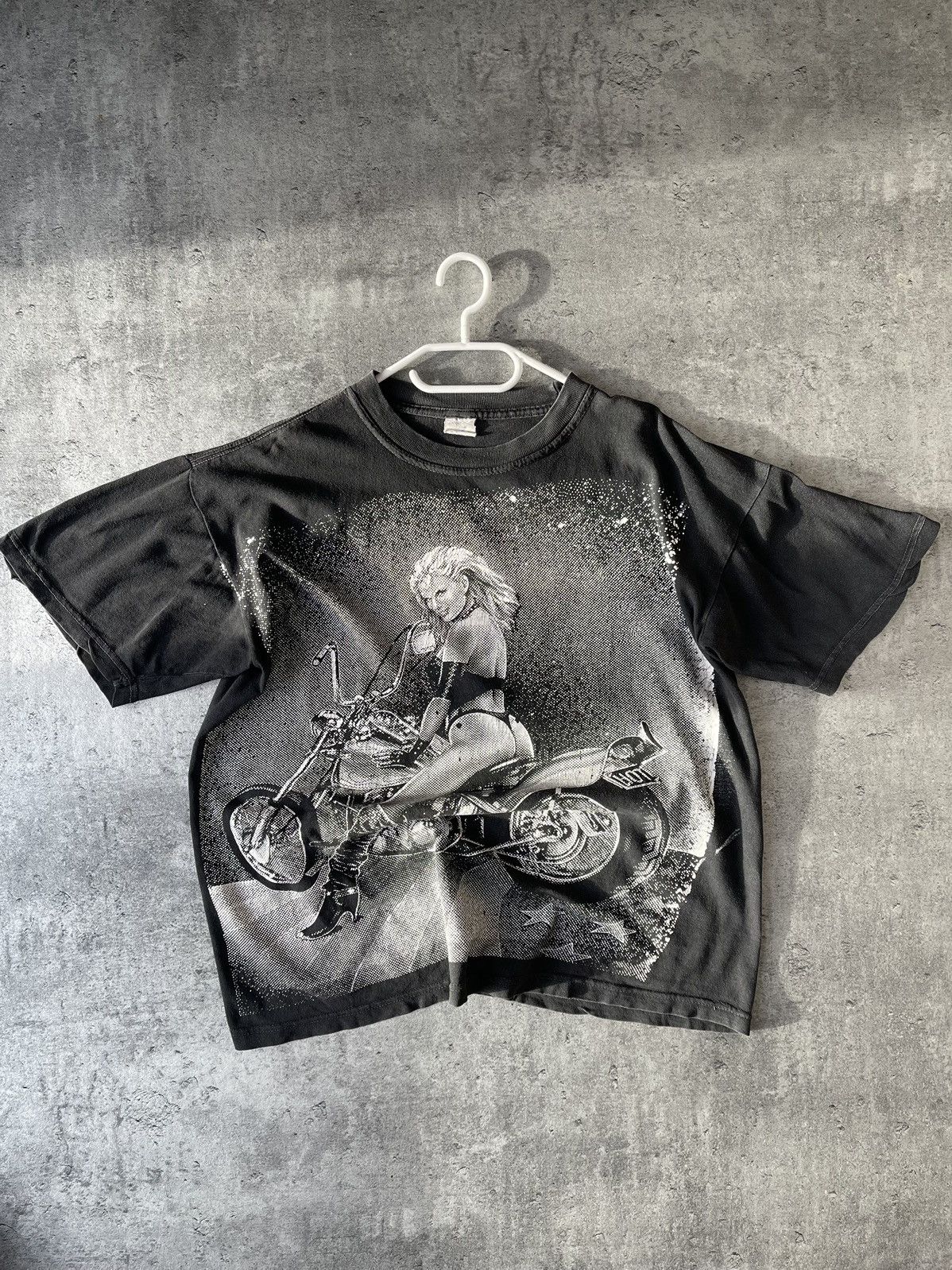 Band Tees × Vintage VINTAGE 90s PORNO GIRL ON BIKE SING STITCH TEE Size US L / EU 52-54 / 3 - 19 Thumbnail
